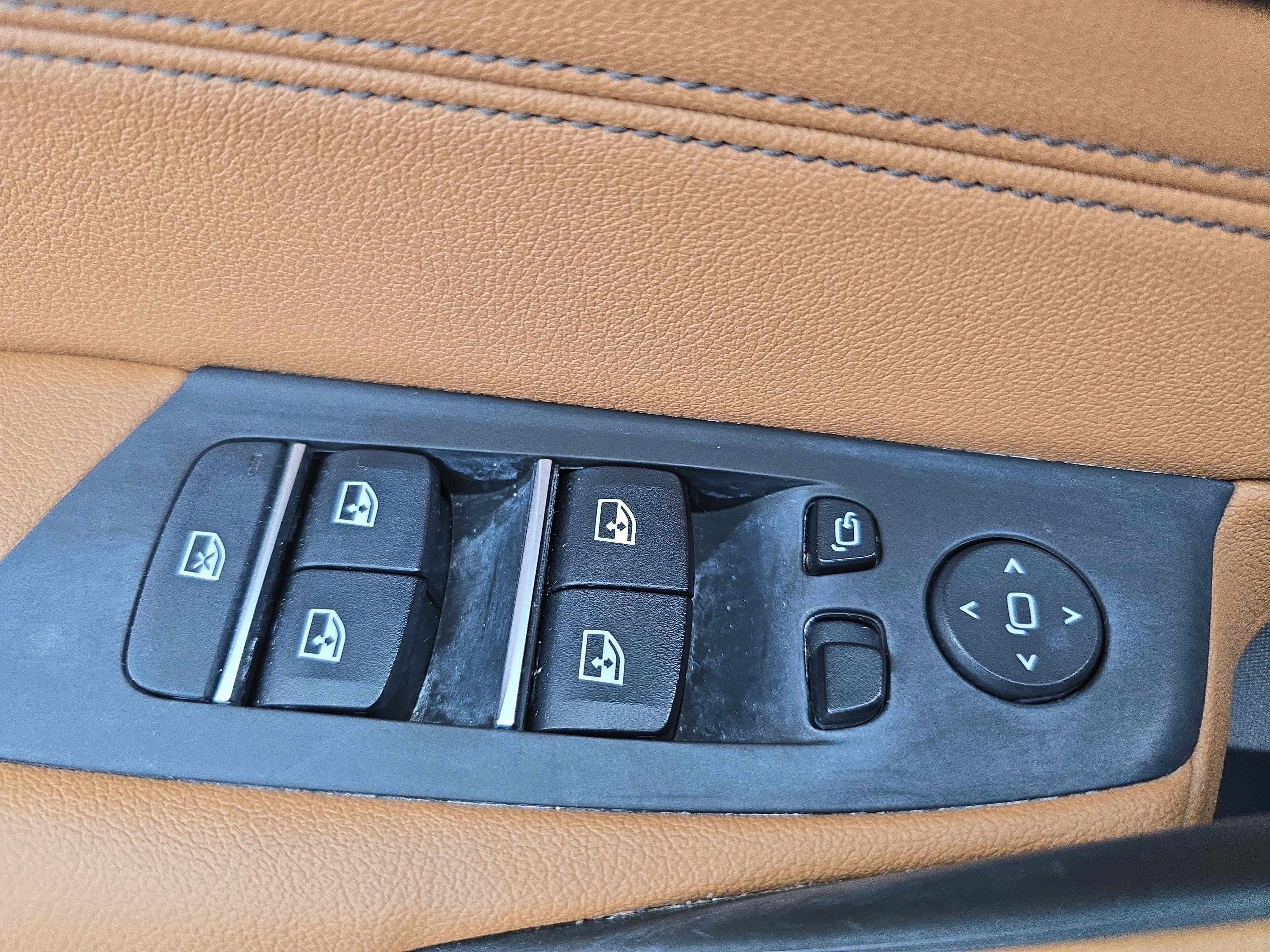 2021 BMW 5 Series 540i