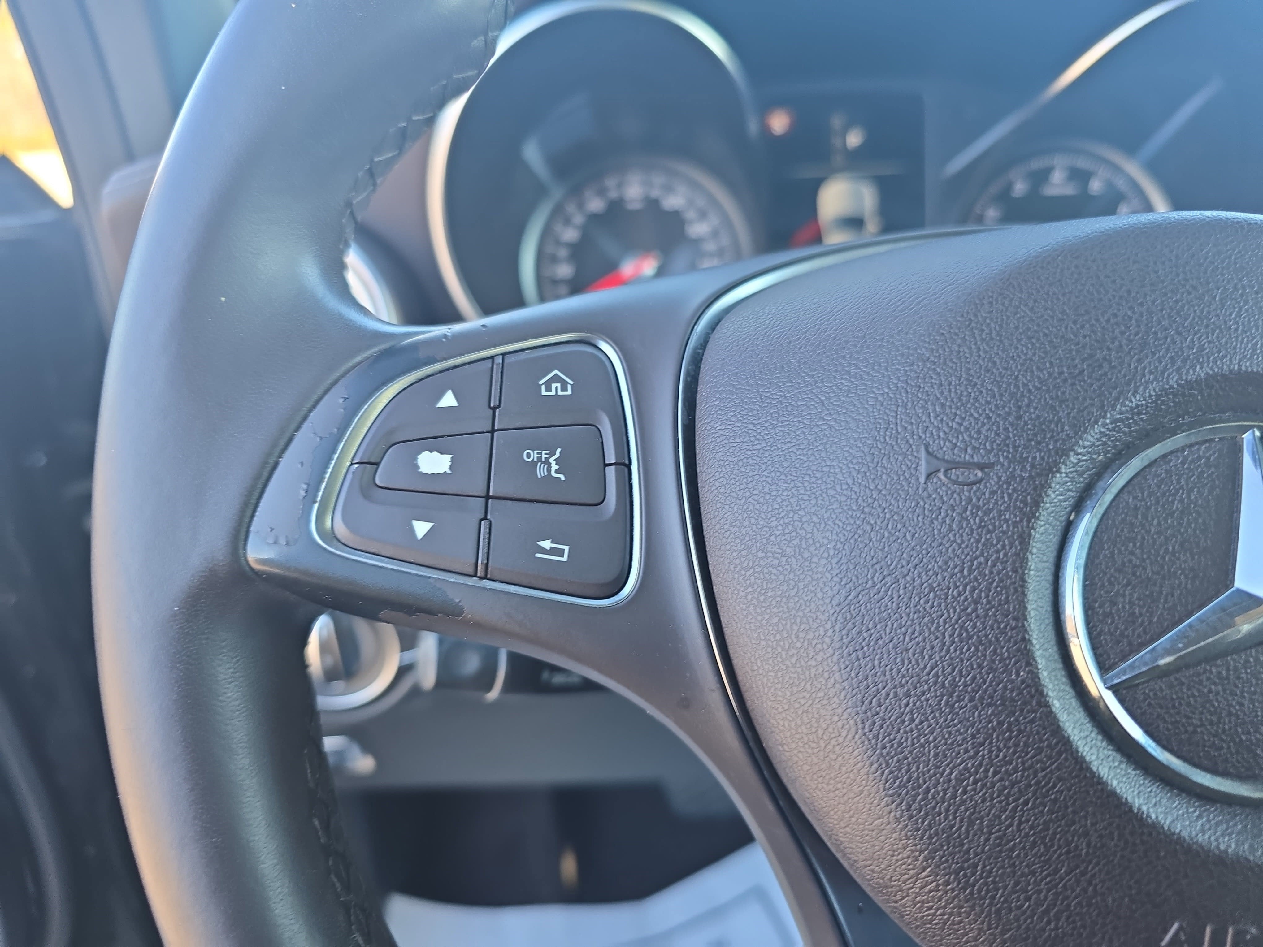 2018 Mercedes-Benz GLC GLC 300