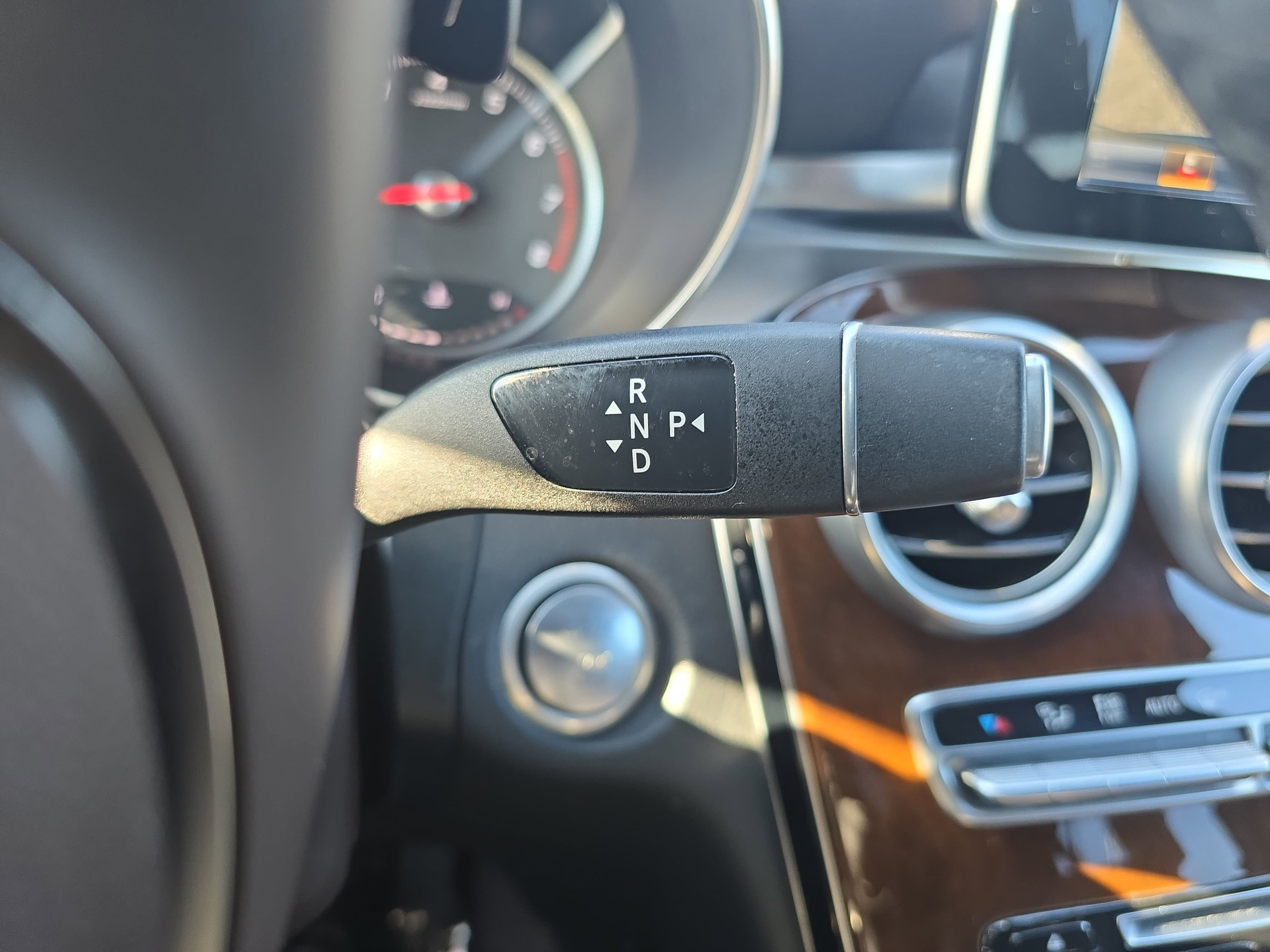 2018 Mercedes-Benz GLC GLC 300