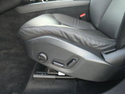 2023 Volvo XC60 Plus Bright Theme