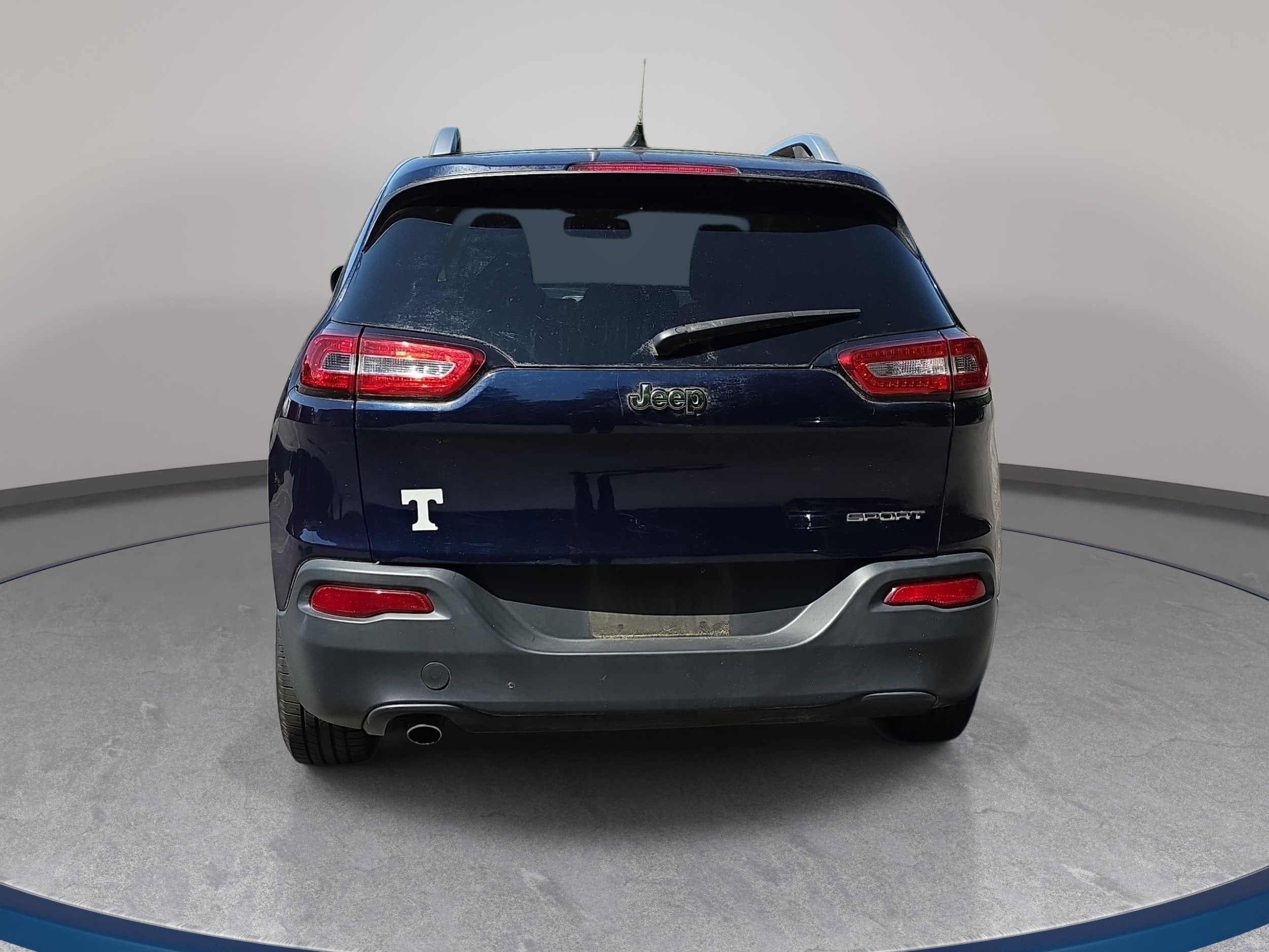 2015 Jeep Cherokee Sport