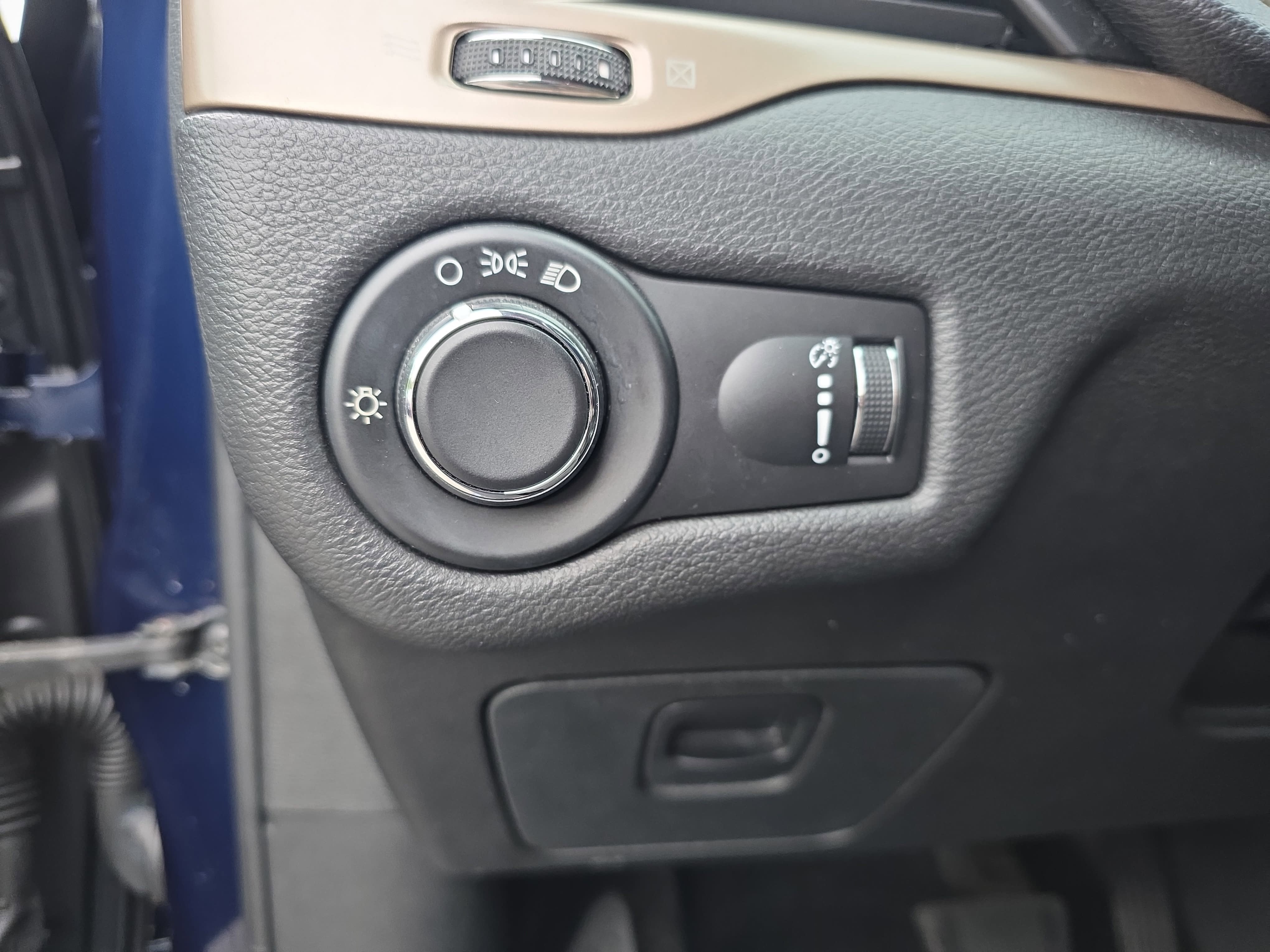 2015 Jeep Cherokee Sport