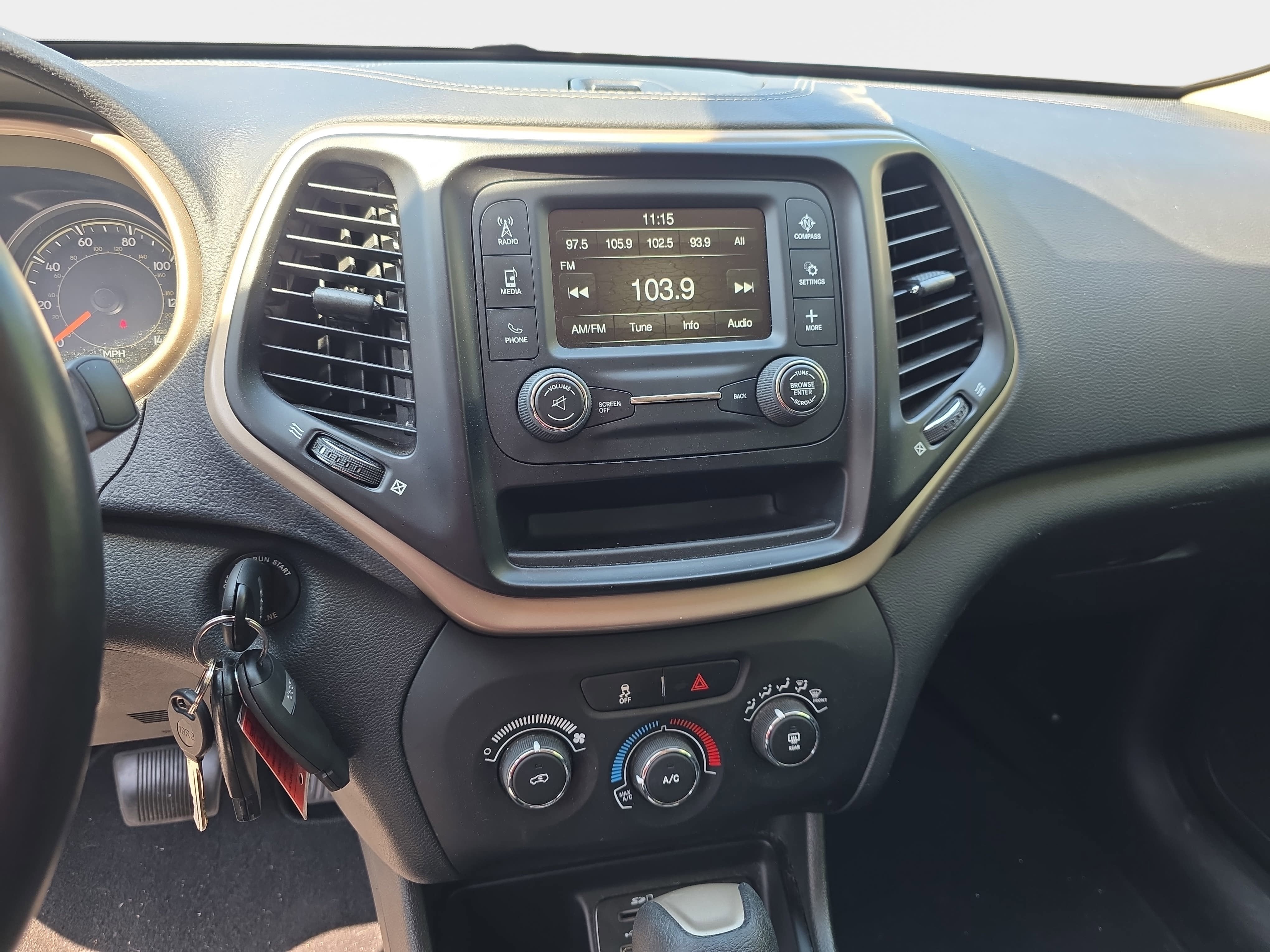 2015 Jeep Cherokee Sport