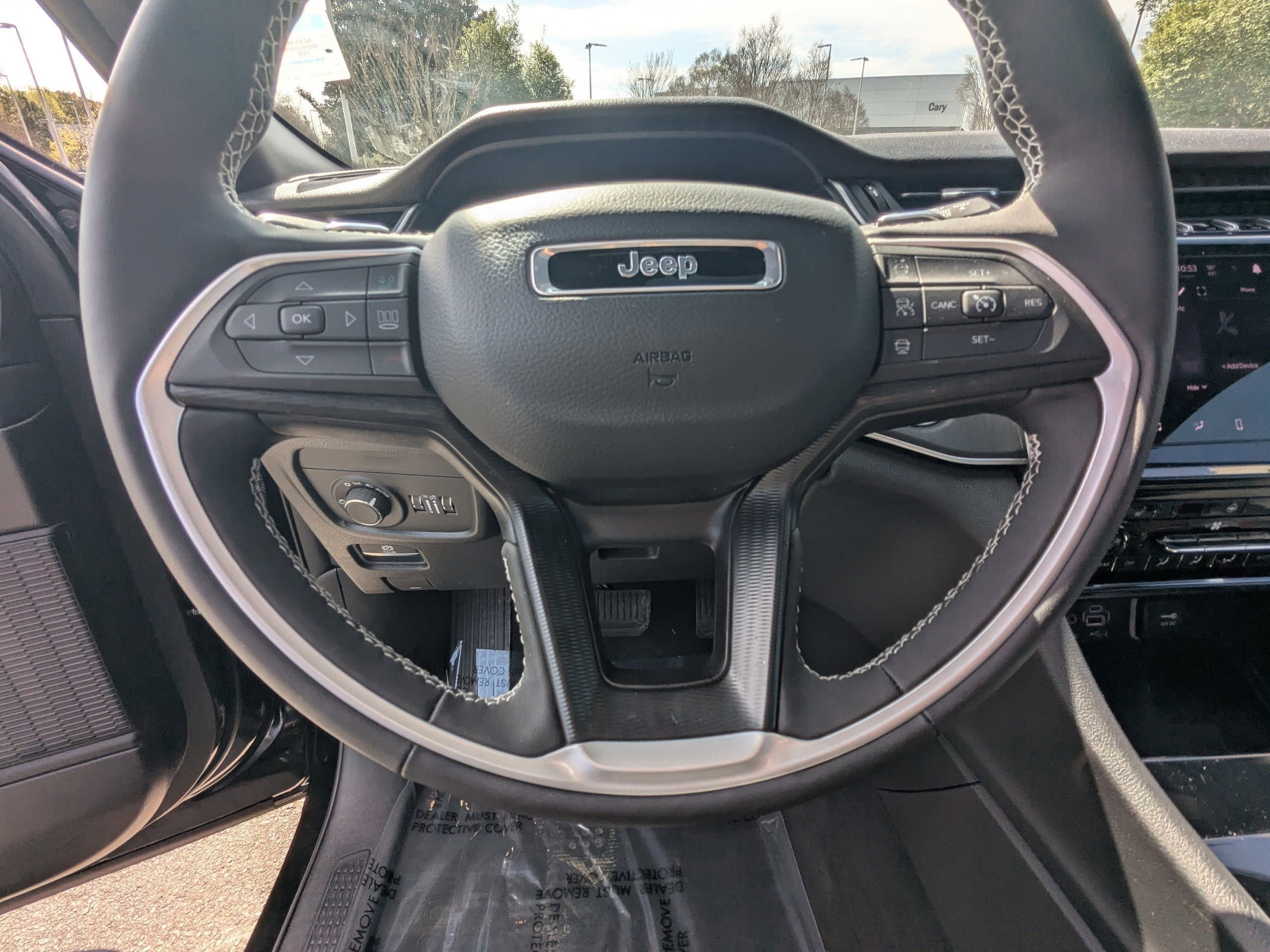 2025 Jeep Grand Cherokee Laredo X