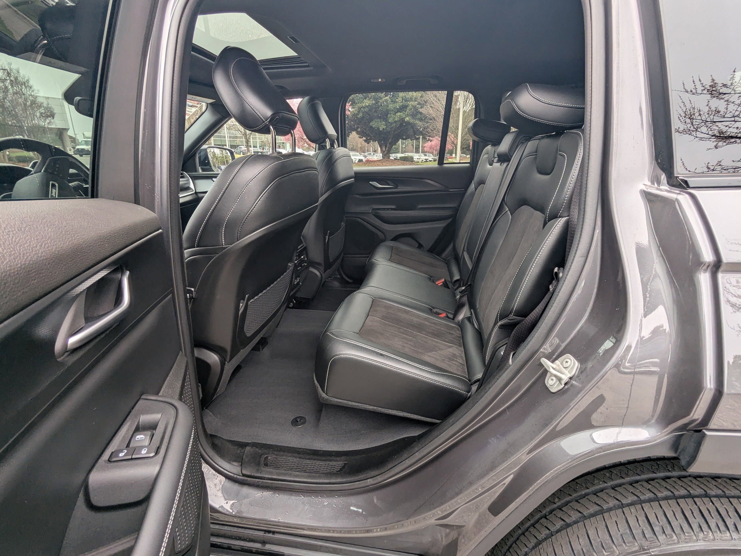 2023 Jeep Grand Cherokee Altitude X