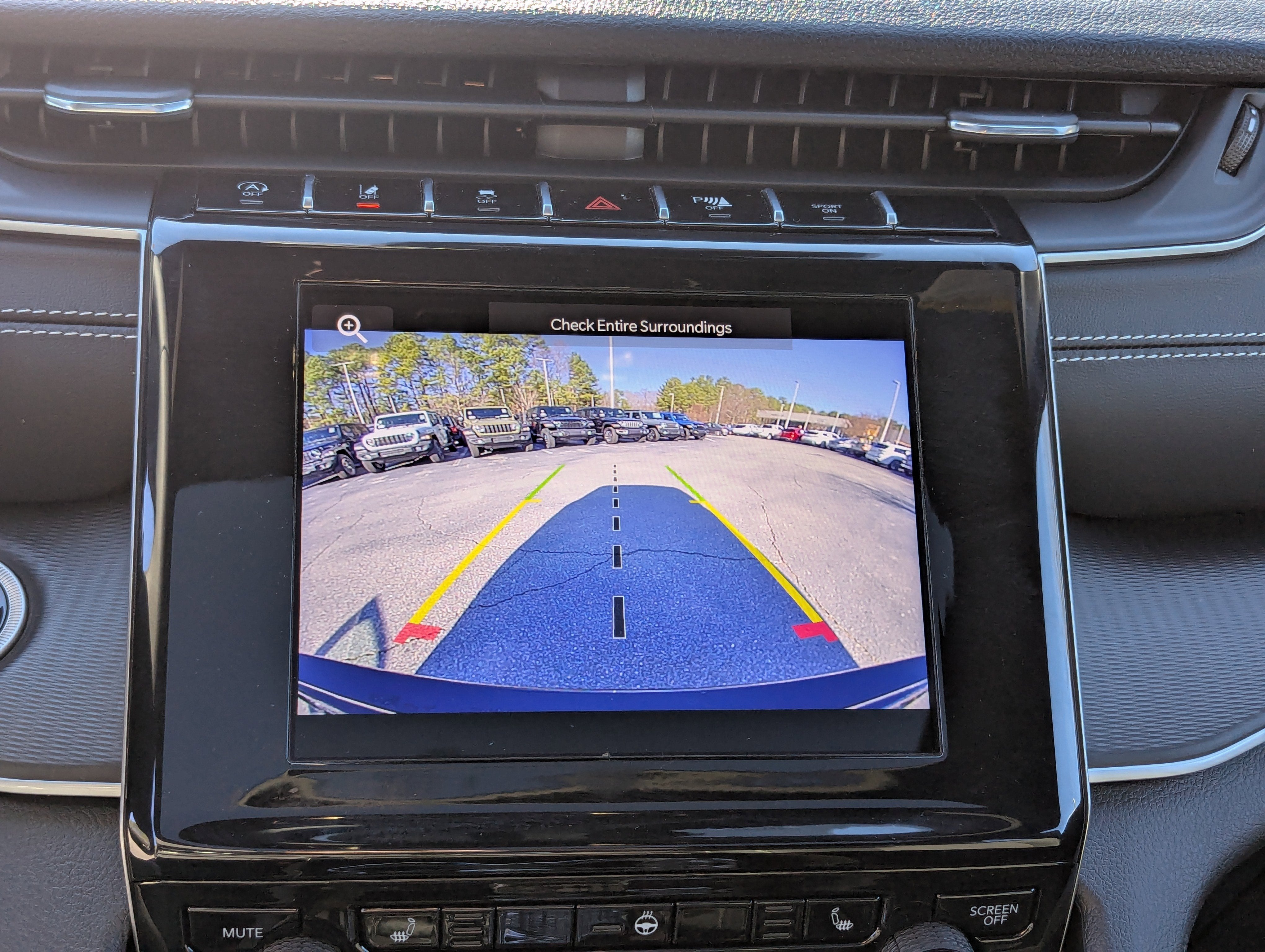 2025 Jeep Grand Cherokee Laredo X