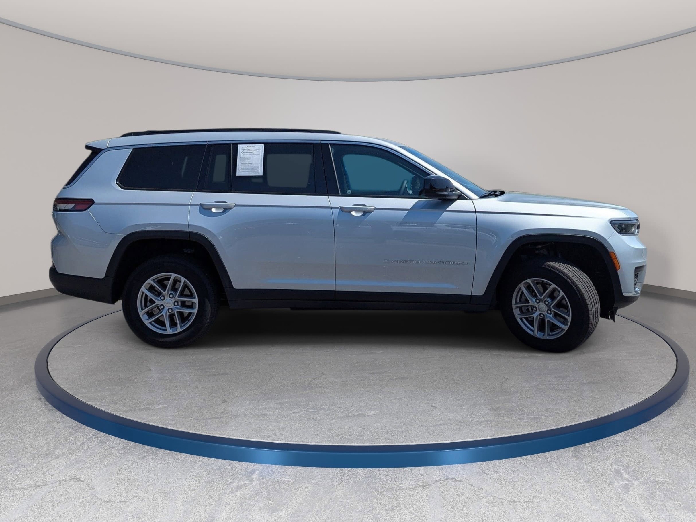 2024 Jeep Grand Cherokee L Laredo