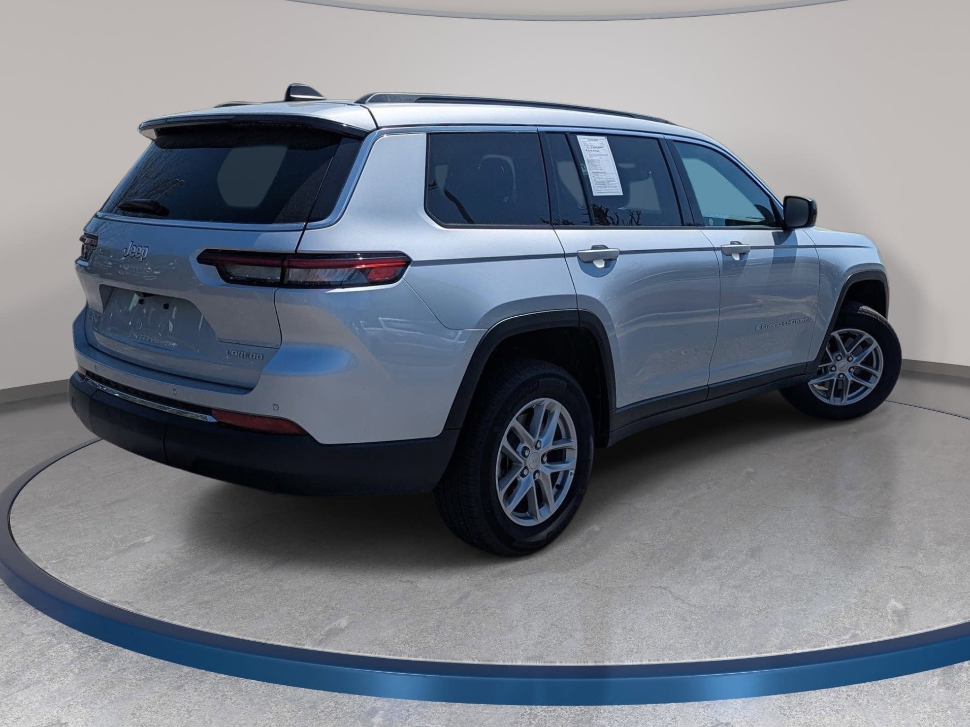 2024 Jeep Grand Cherokee L Laredo