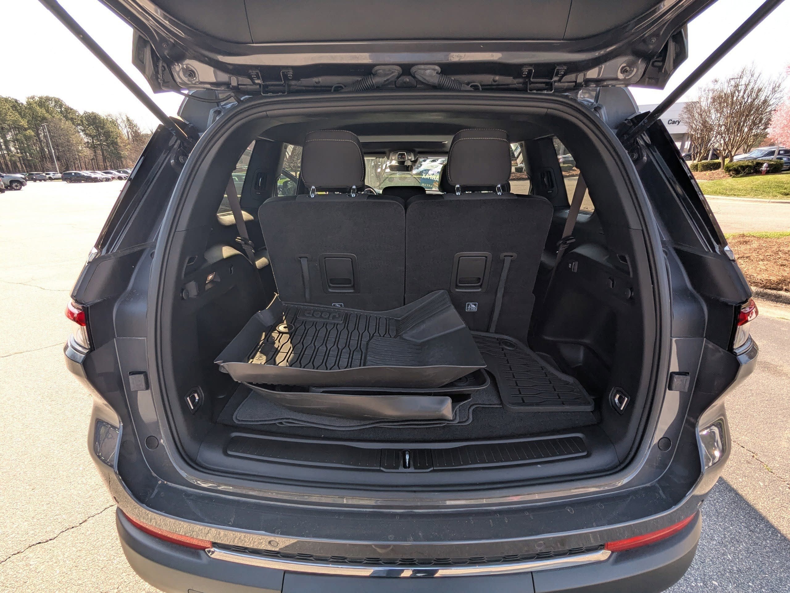 2025 Jeep Grand Cherokee L Laredo X