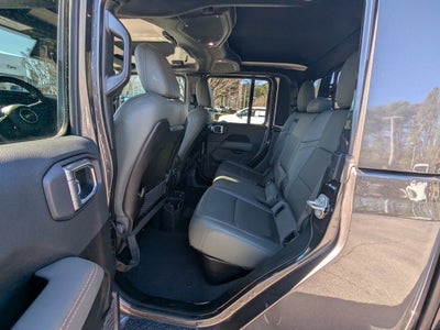 2024 Jeep Gladiator Mojave X