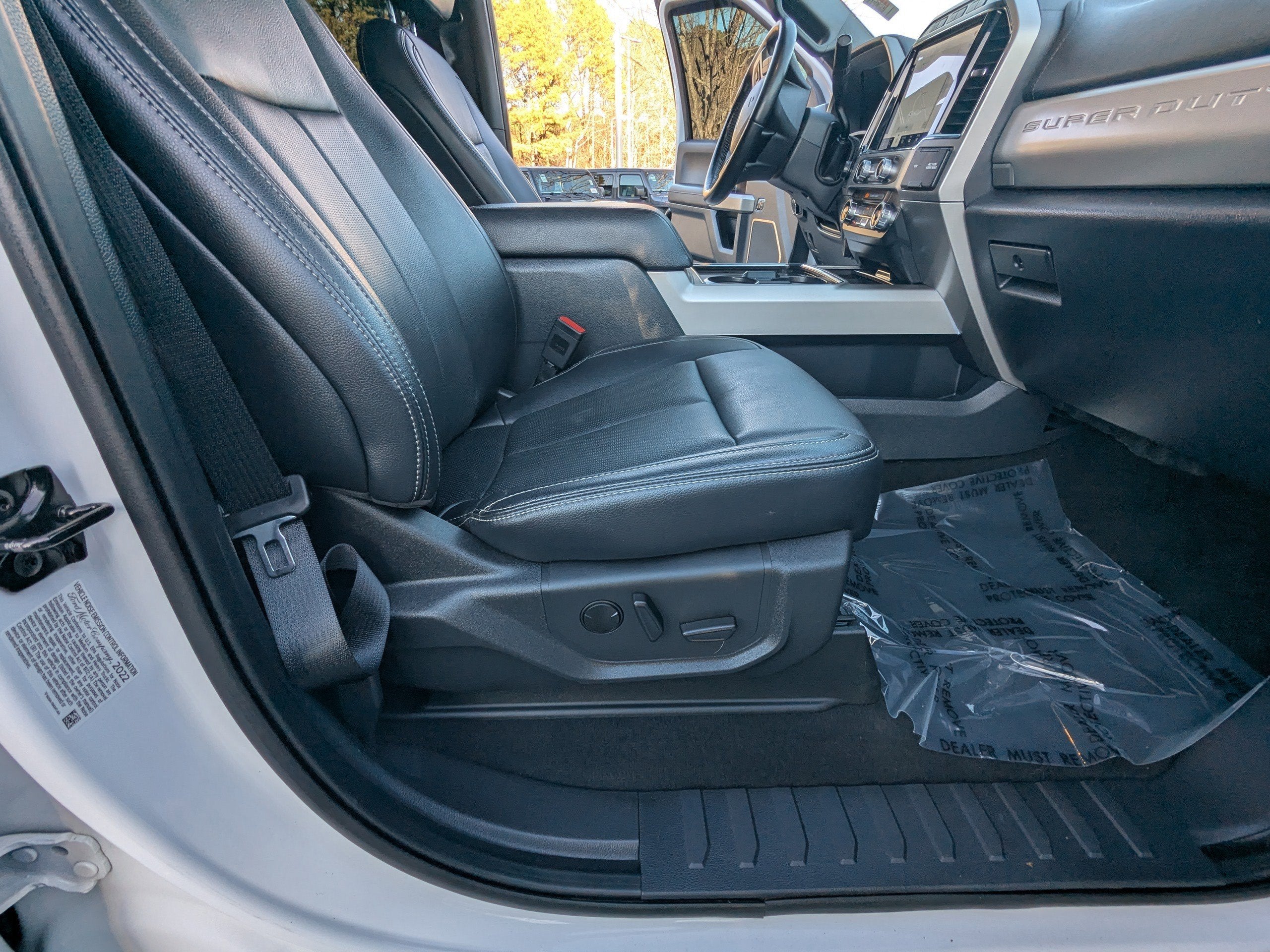 2022 Ford Super Duty F-250 SRW LARIAT