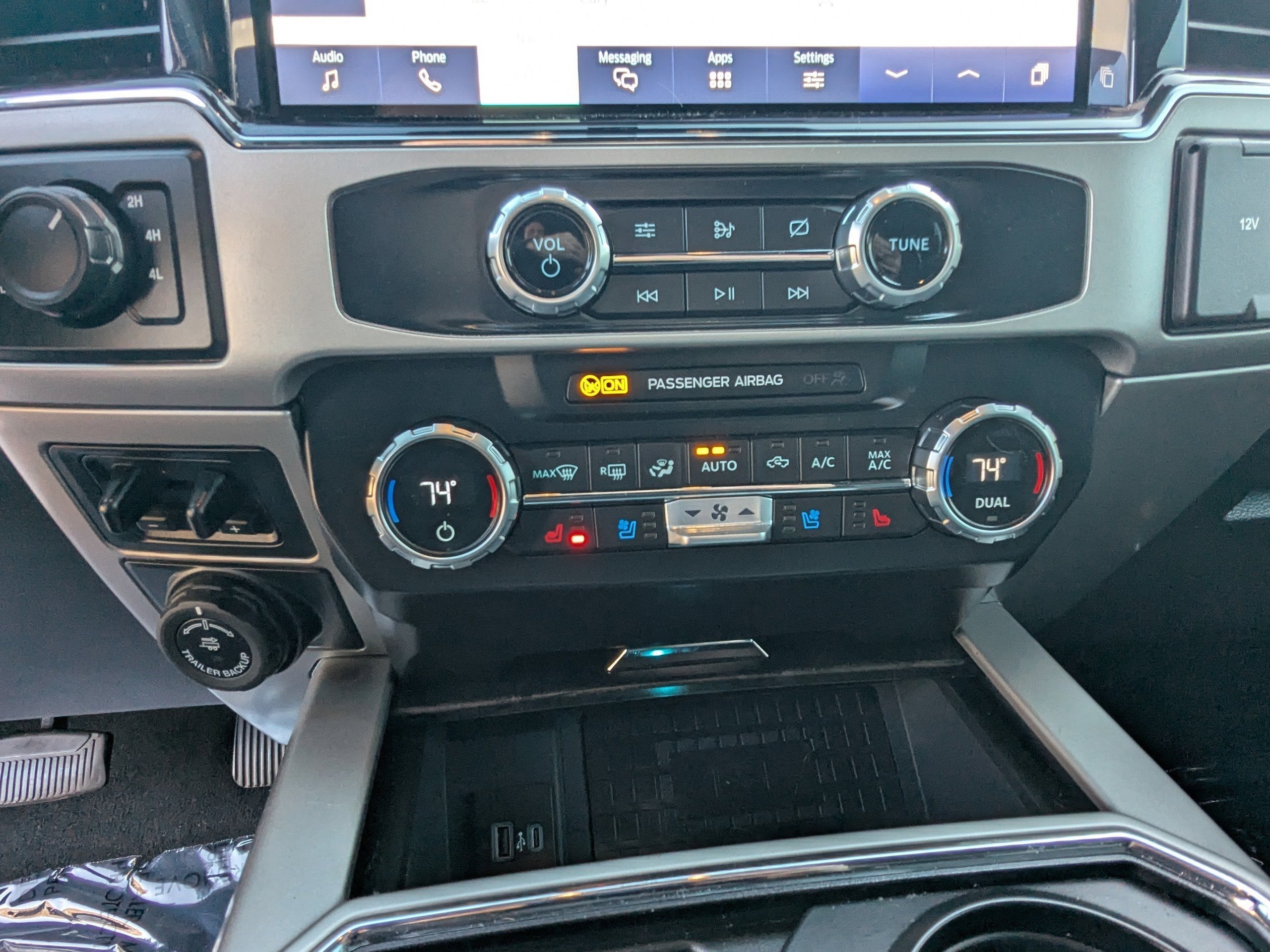 2022 Ford Super Duty F-250 SRW LARIAT