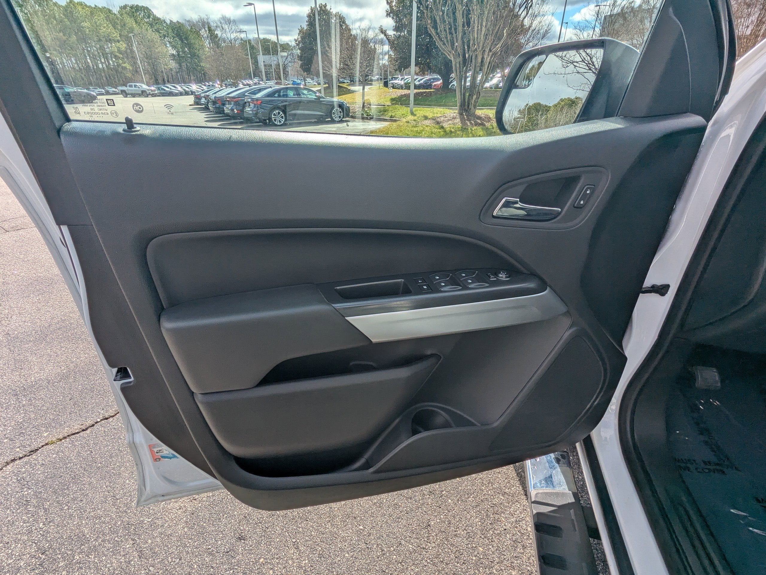 2022 Chevrolet Colorado 4WD LT