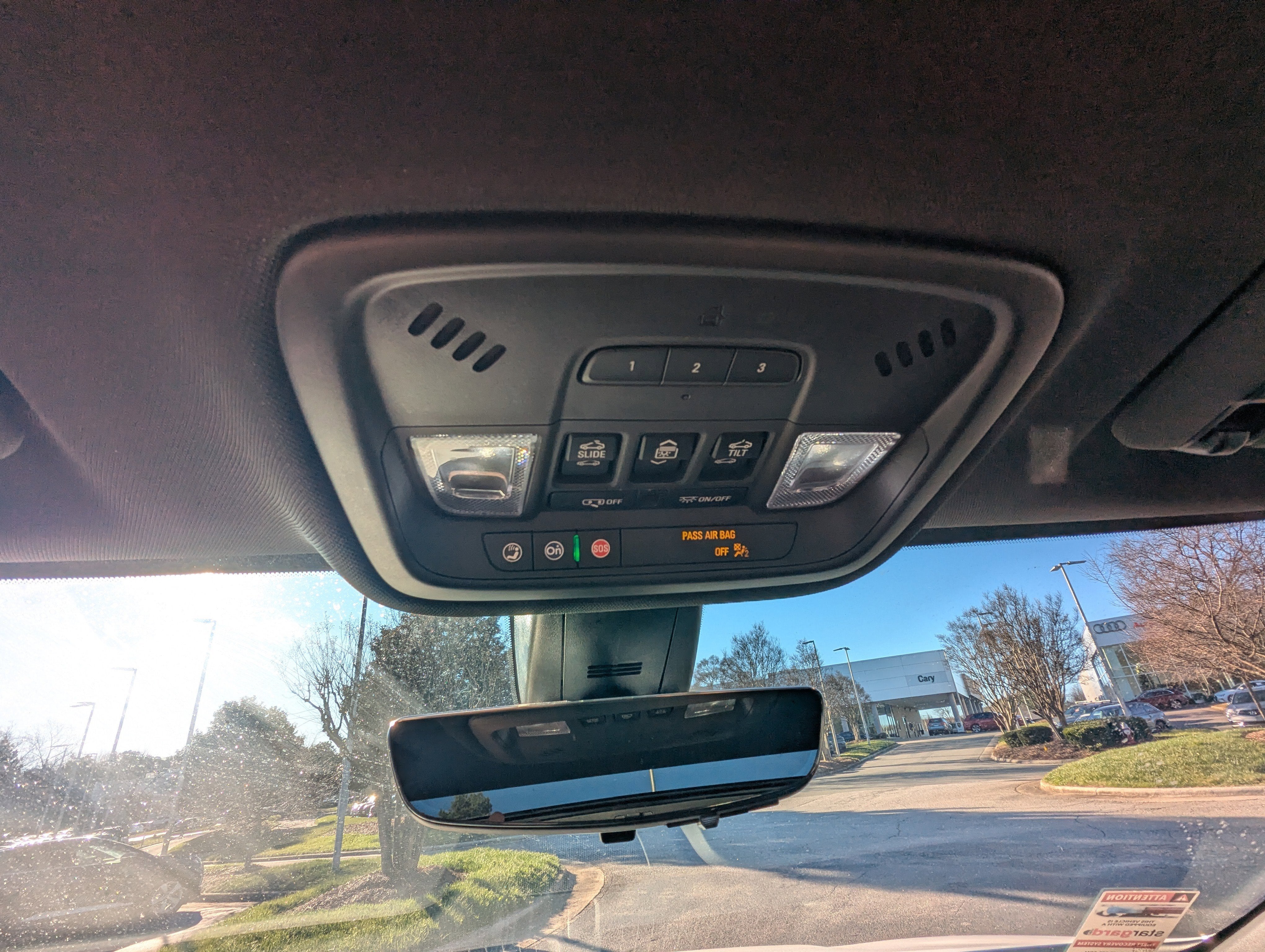 2023 Chevrolet Traverse RS