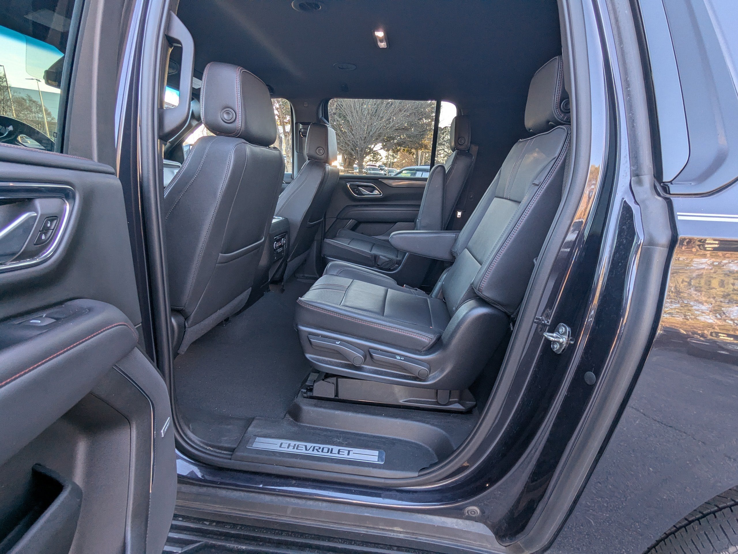 2022 Chevrolet Suburban RST