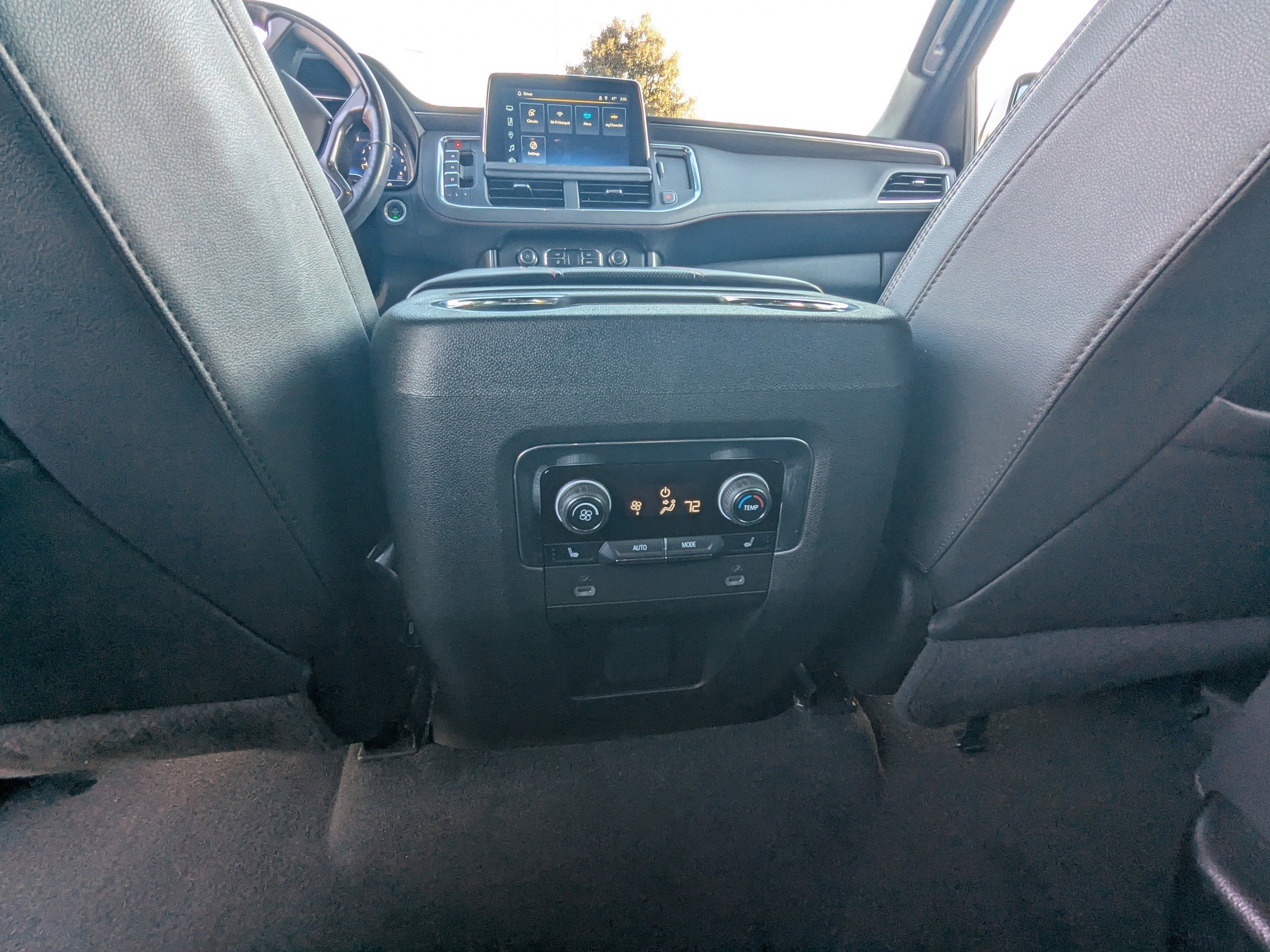 2022 Chevrolet Suburban RST