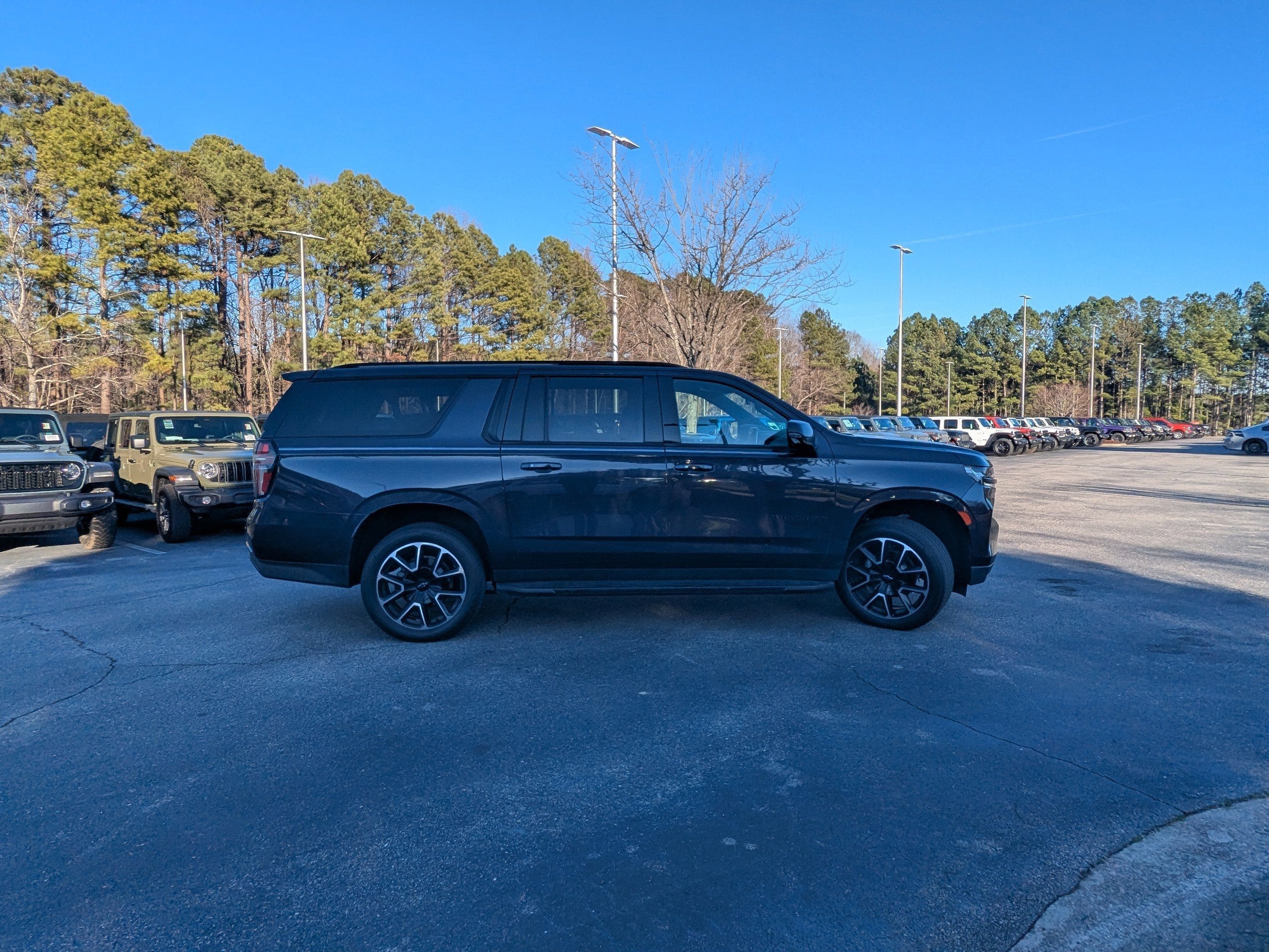 2022 Chevrolet Suburban RST