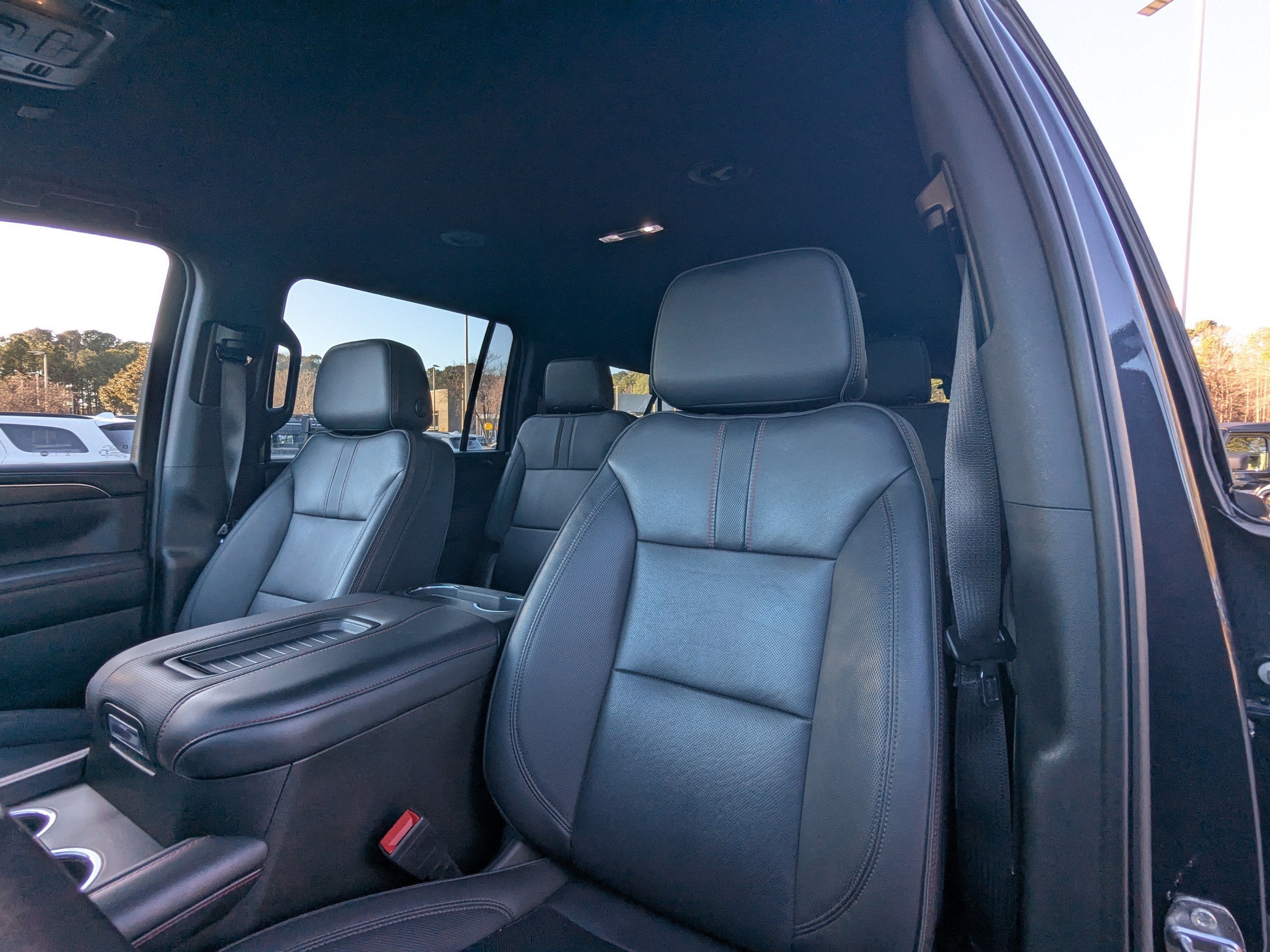 2022 Chevrolet Suburban RST