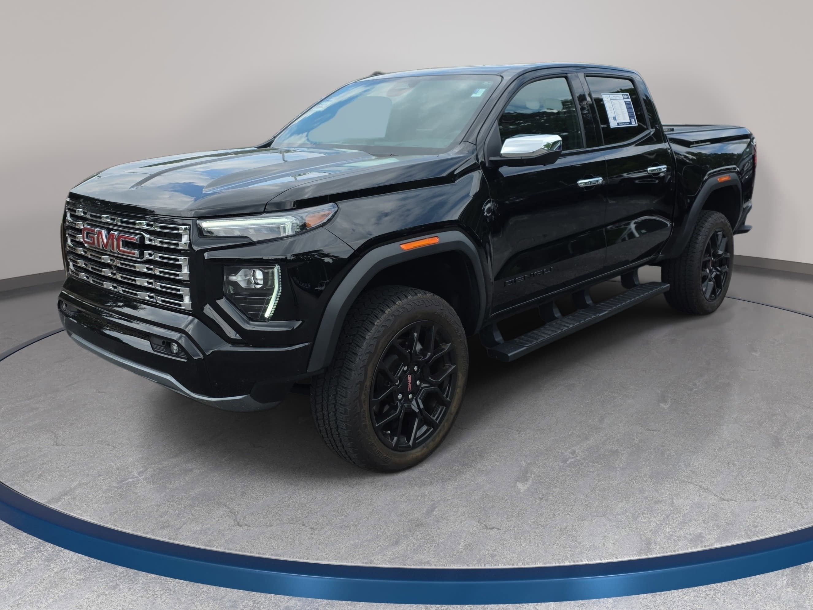 2025 GMC Canyon 4WD Denali