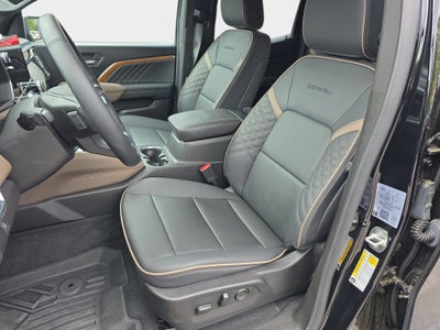 2025 GMC Canyon 4WD Denali