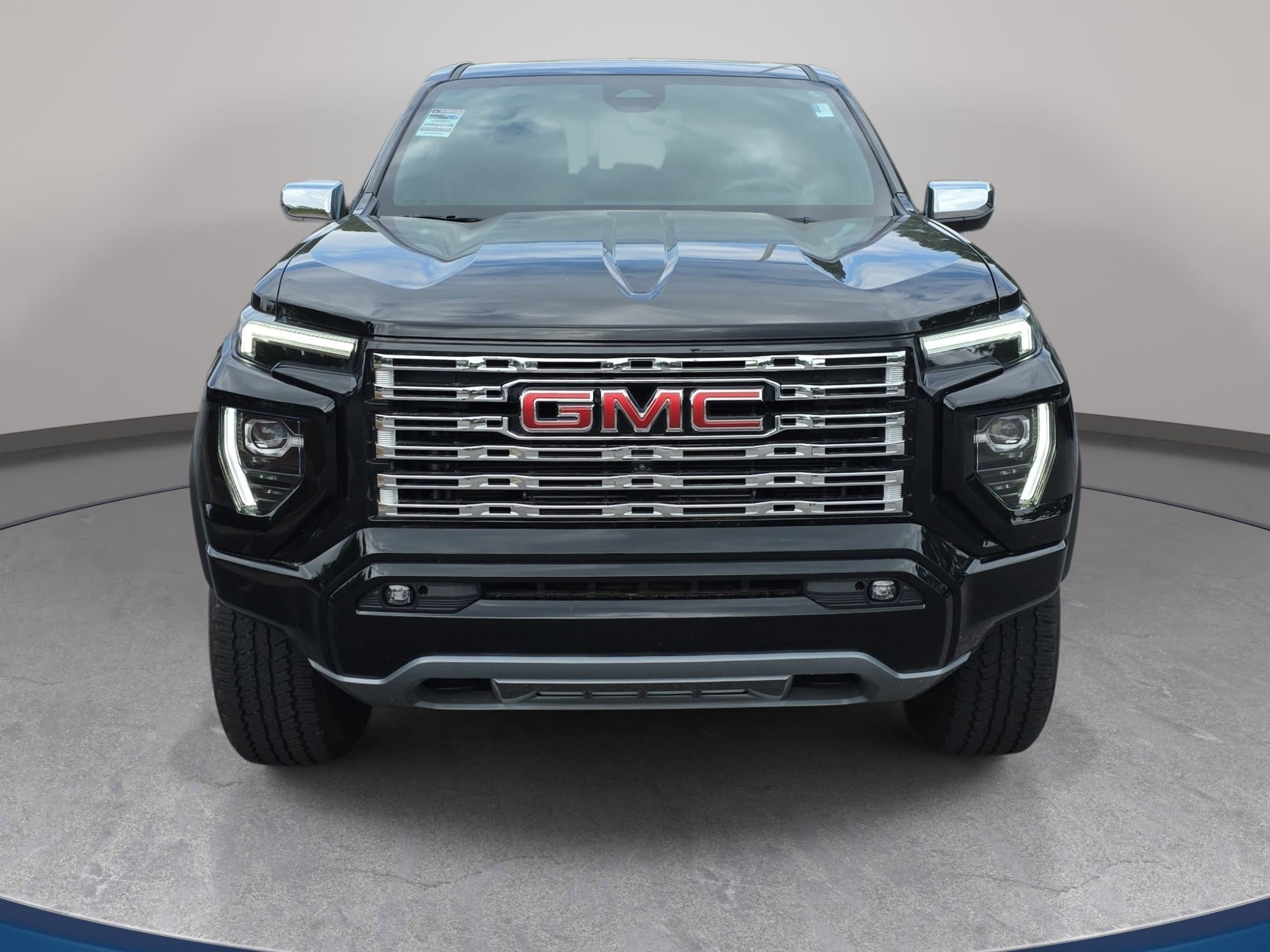2025 GMC Canyon 4WD Denali