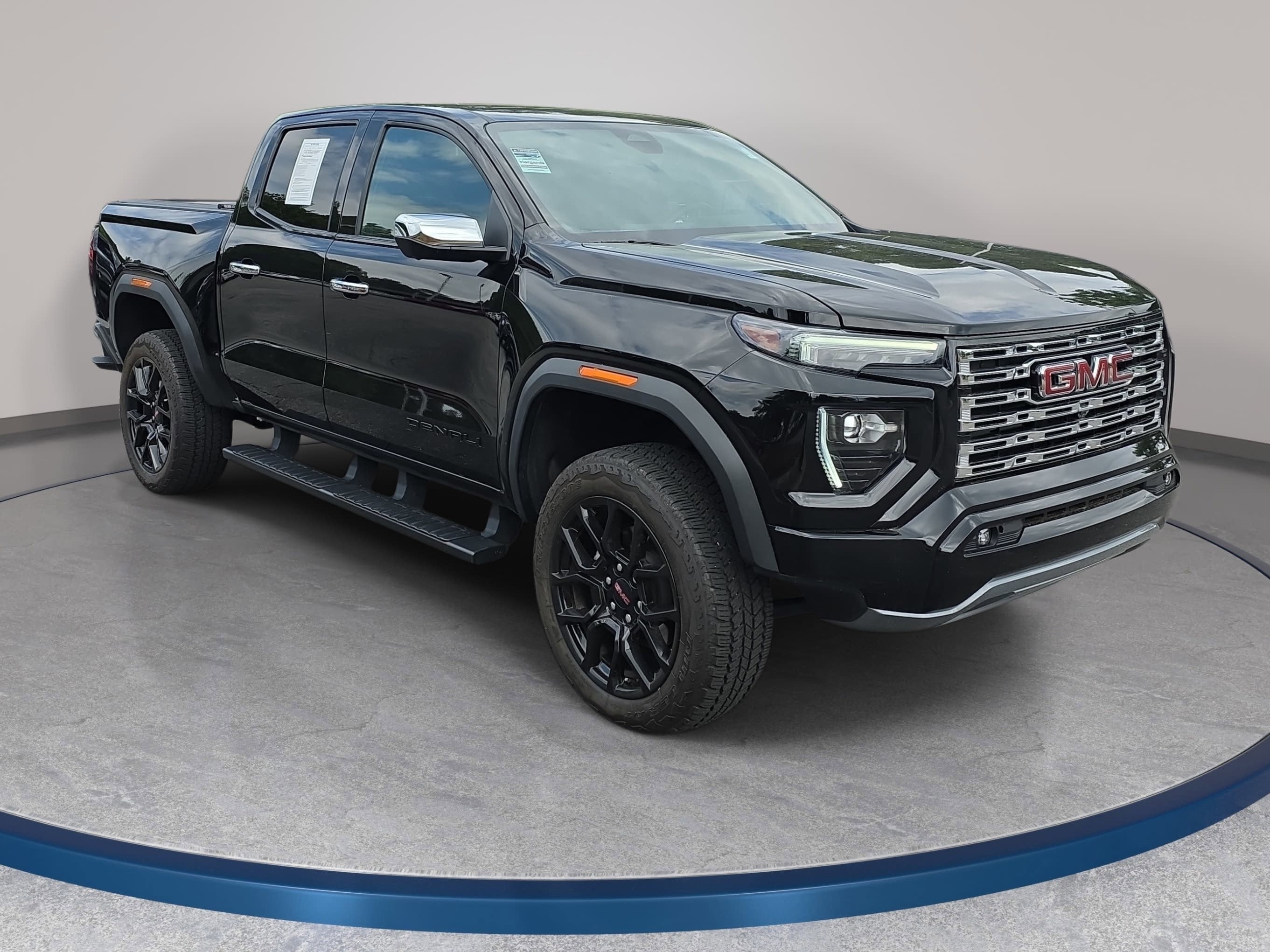 2025 GMC Canyon 4WD Denali