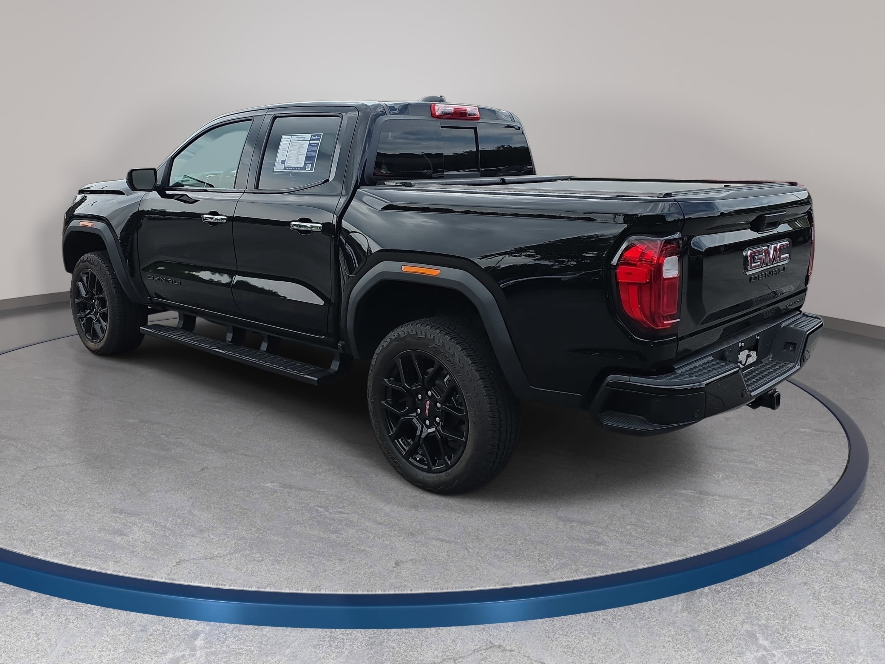 2025 GMC Canyon 4WD Denali