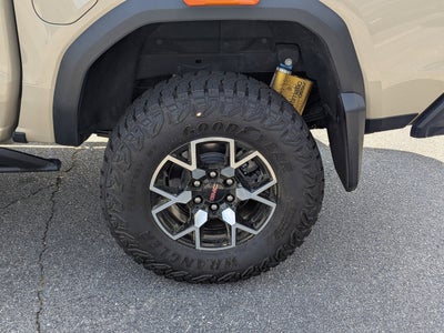 2023 GMC Canyon 4WD AT4X