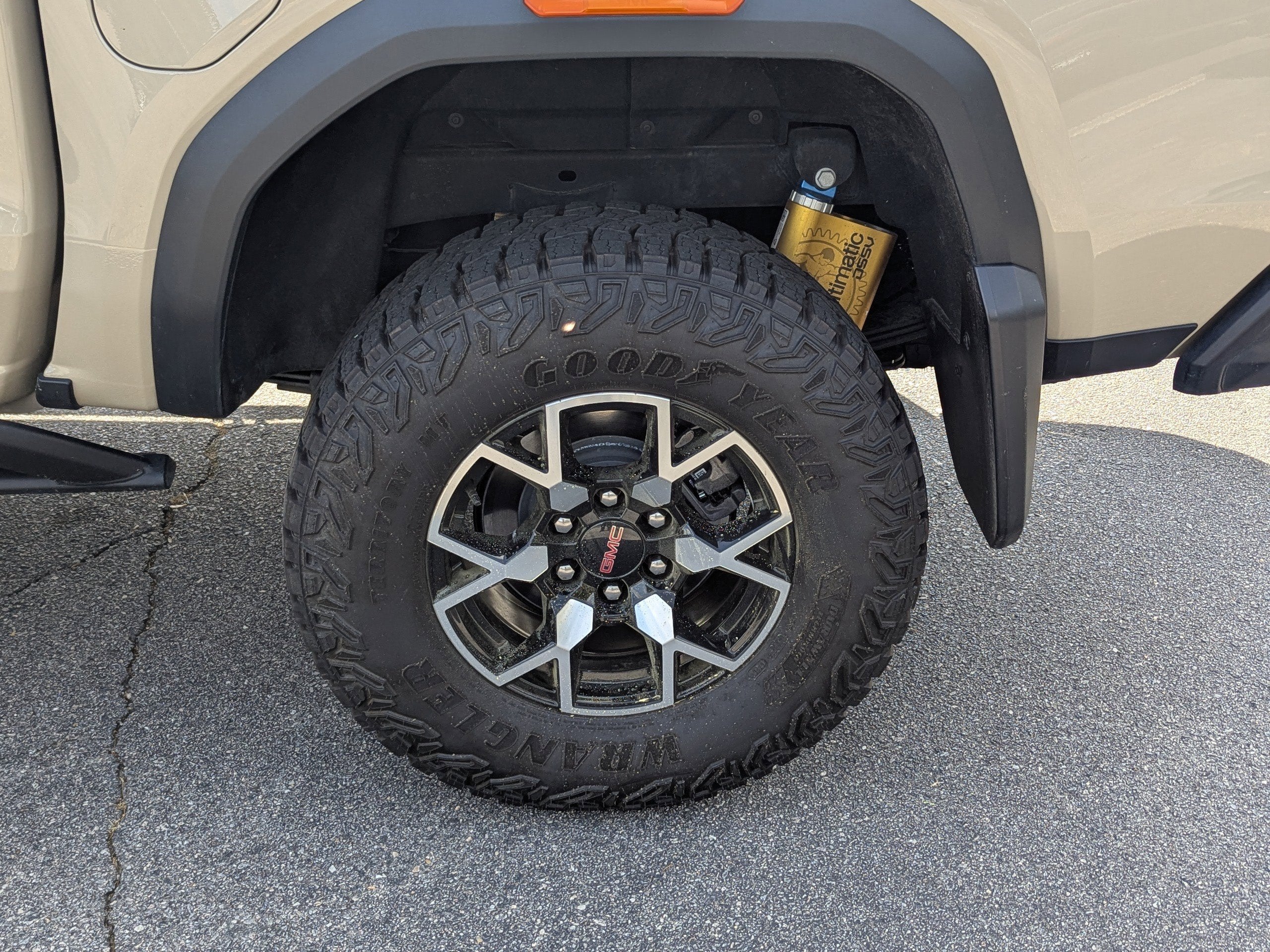 2023 GMC Canyon 4WD AT4X