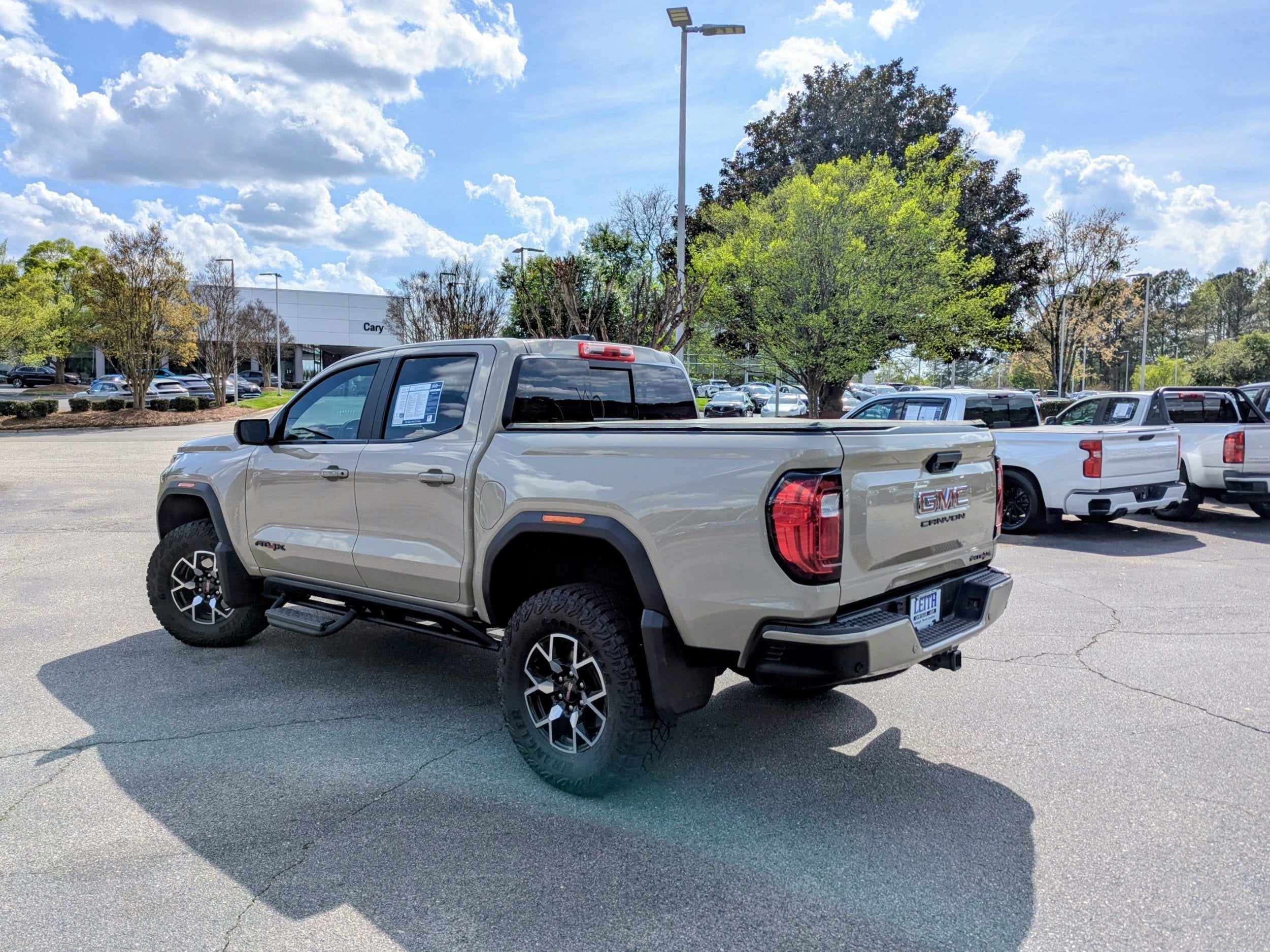 2023 GMC Canyon 4WD AT4X