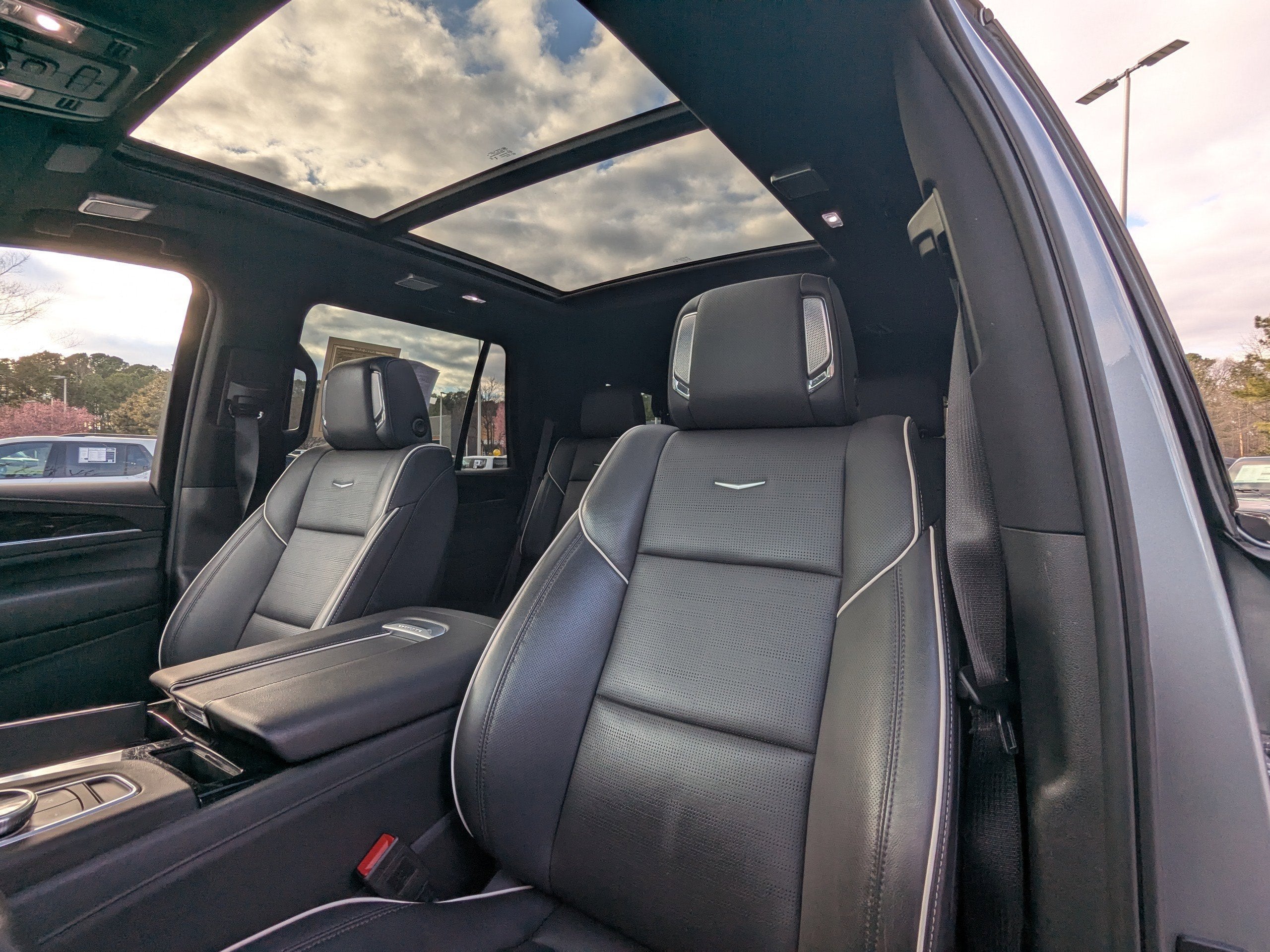 2024 Cadillac Escalade 4WD Sport