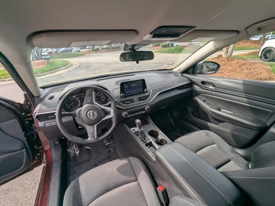 2025 Nissan Altima SV