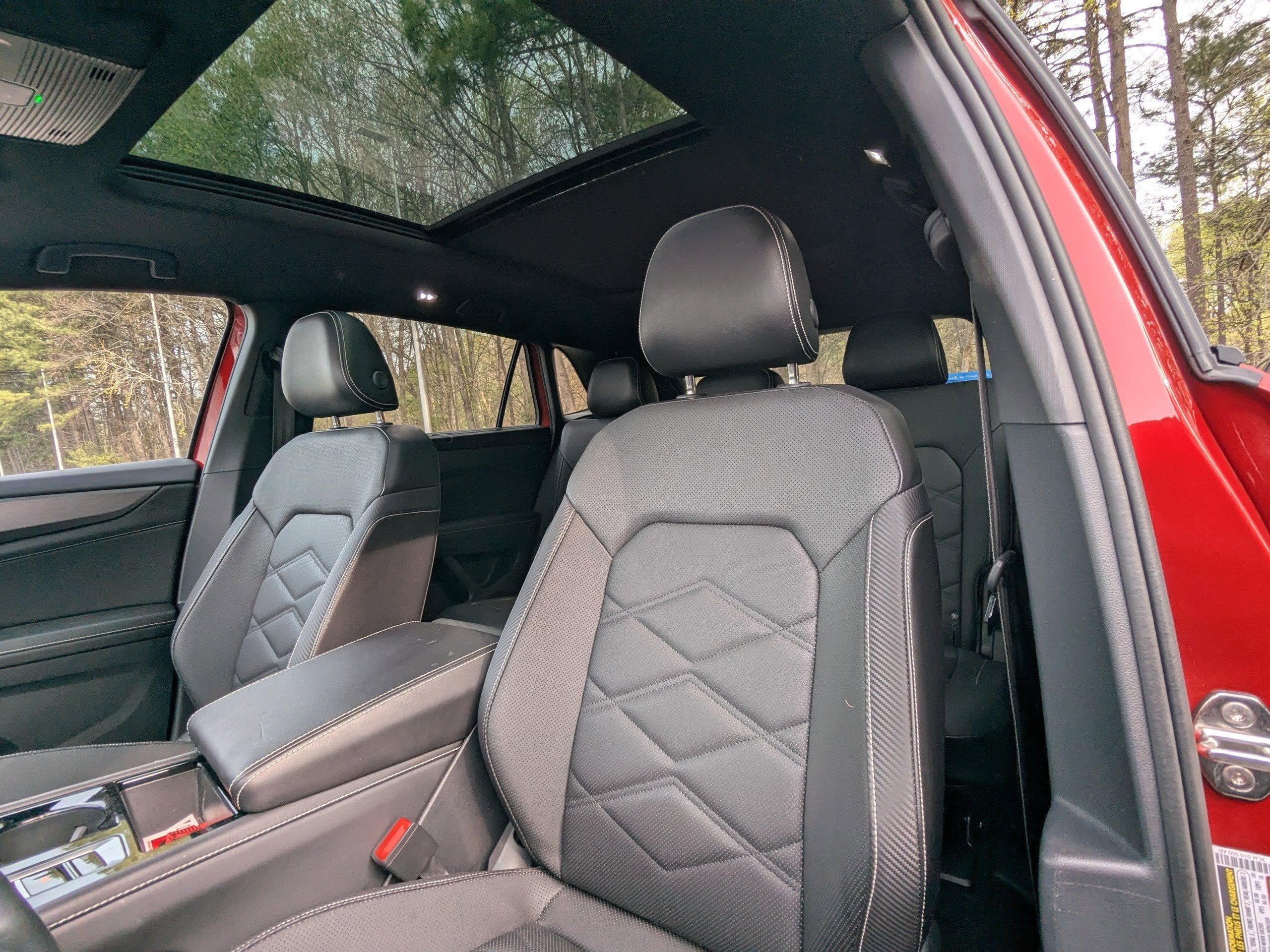 2024 Volkswagen Atlas Cross Sport 2.0T SE w/Technology