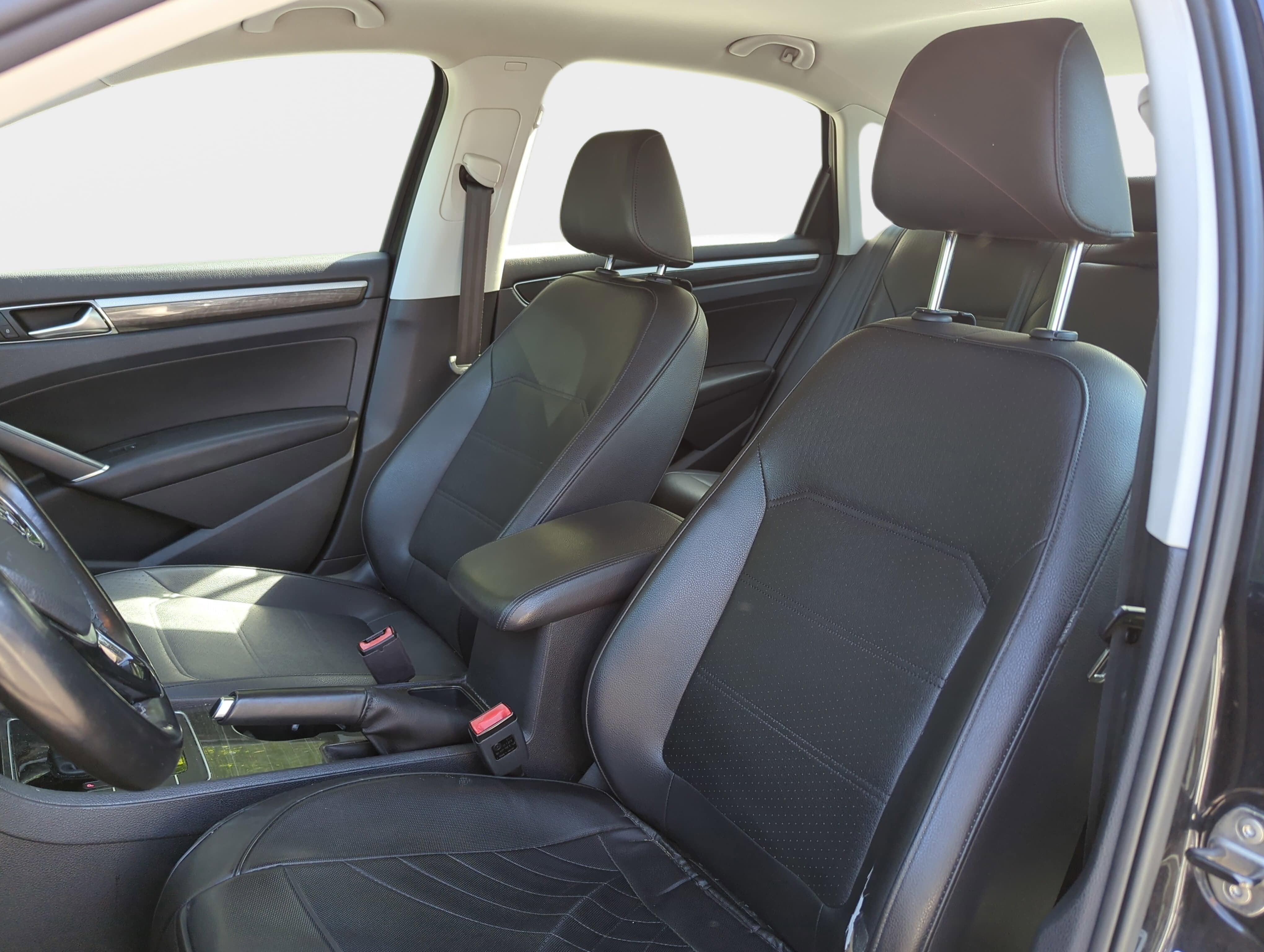 2017 Volkswagen Passat 1.8T SE w/Technology