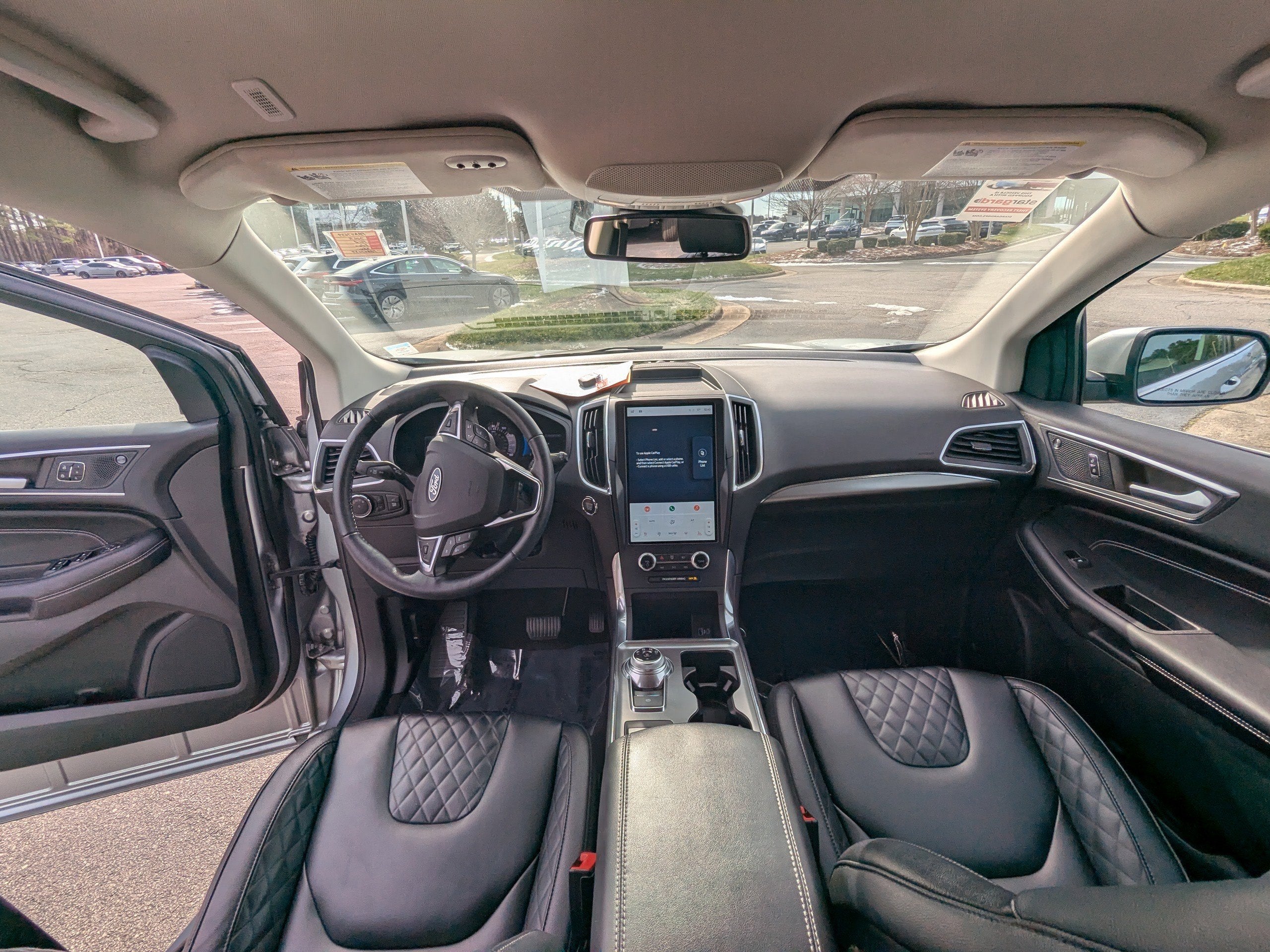 2023 Ford Edge Titanium