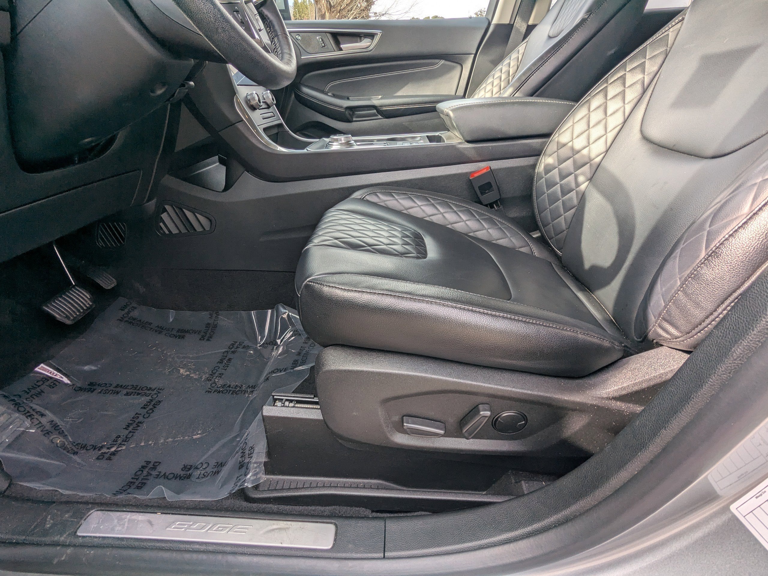 2023 Ford Edge Titanium