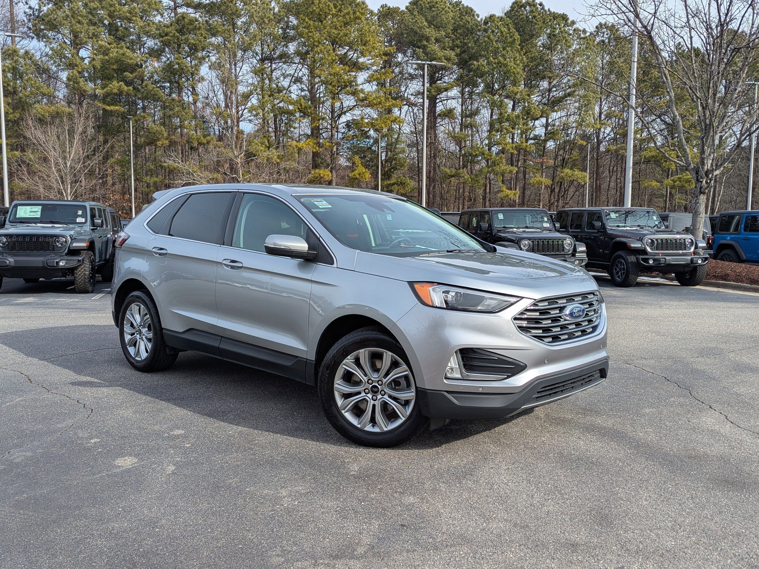 2023 Ford Edge Titanium