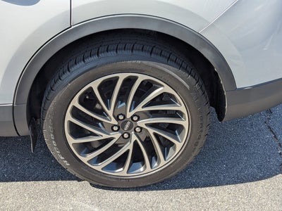 2020 Lincoln Nautilus Reserve