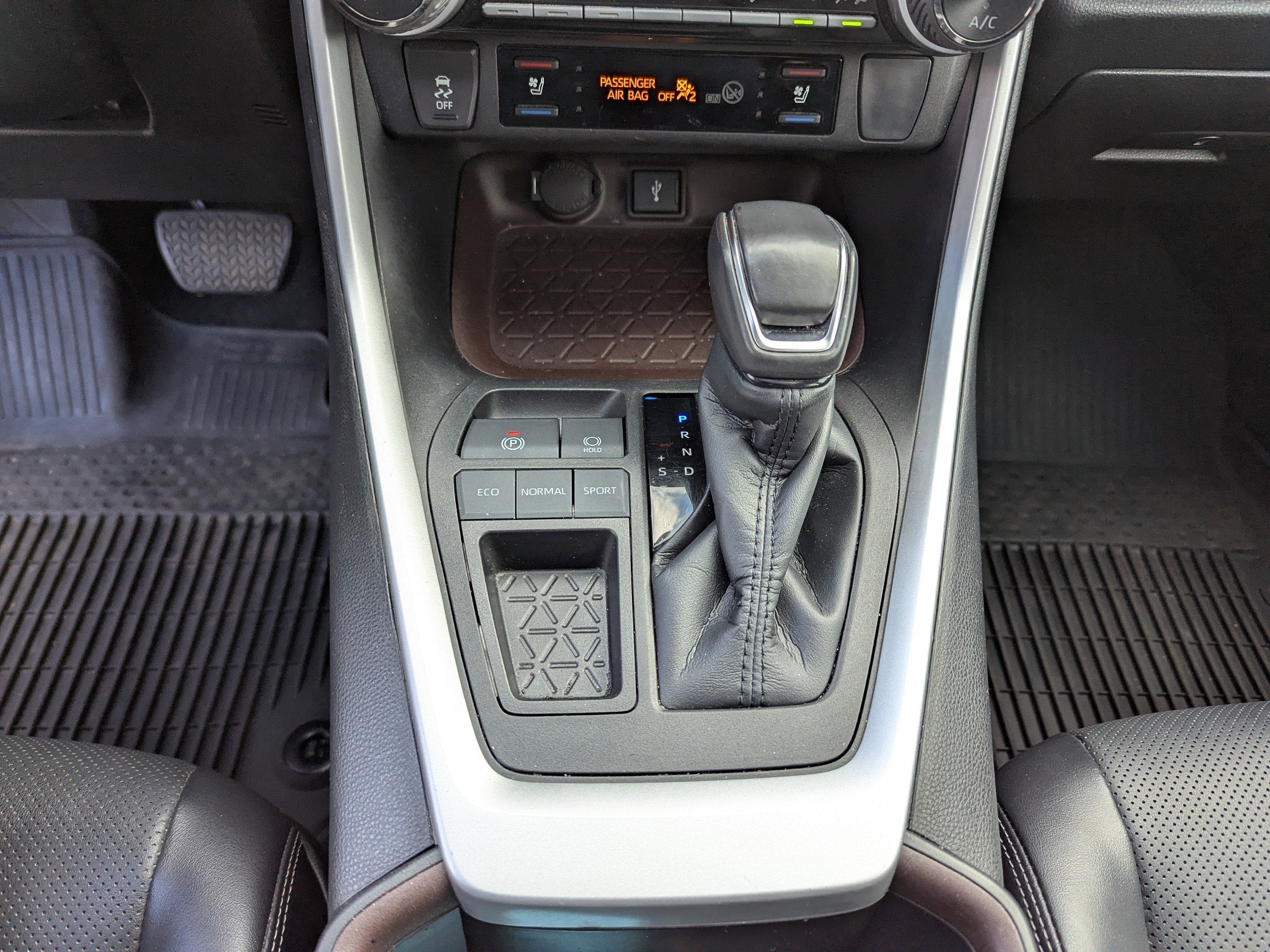 2022 Toyota RAV4 Limited