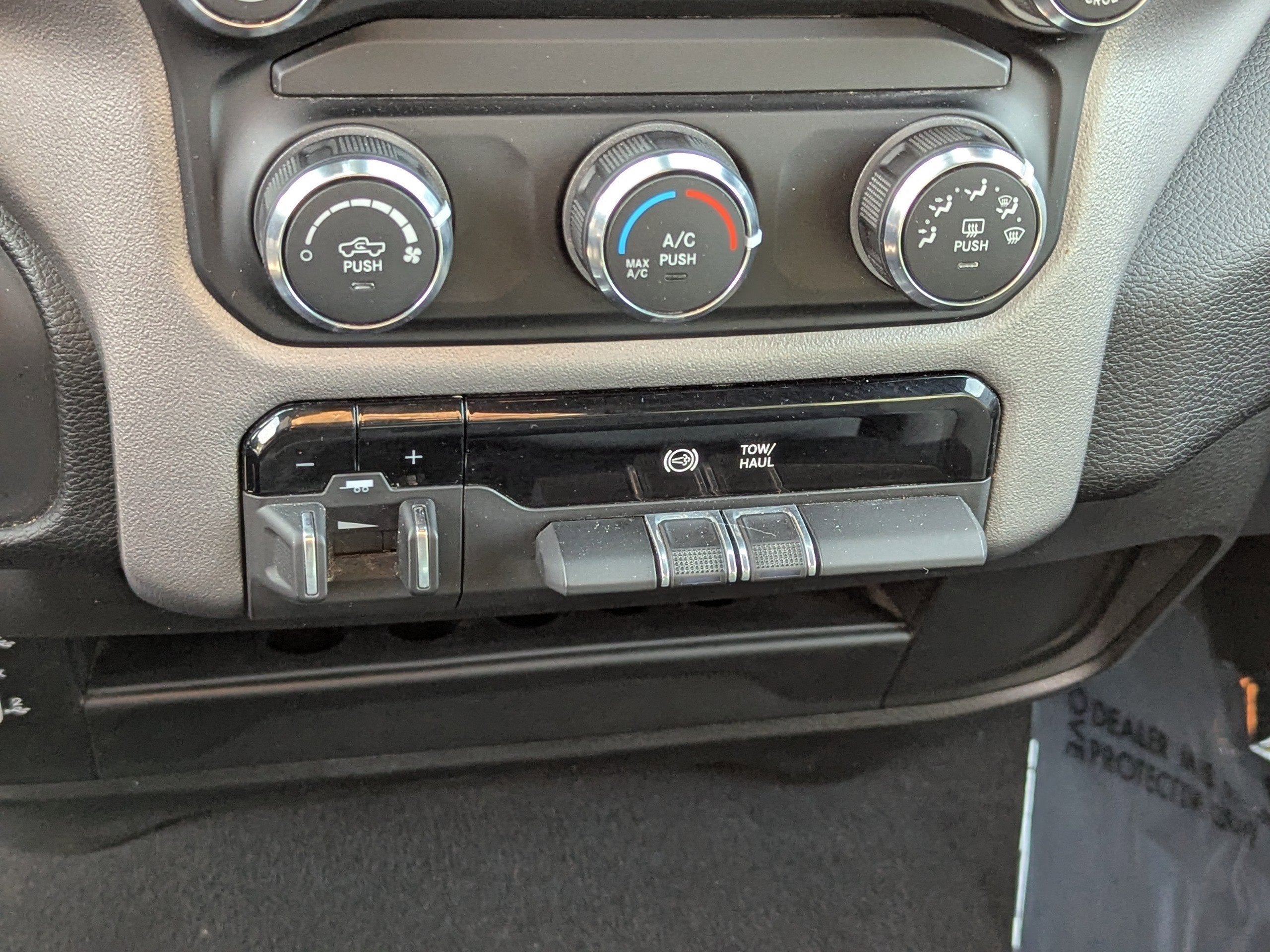 2024 RAM 3500 Big Horn