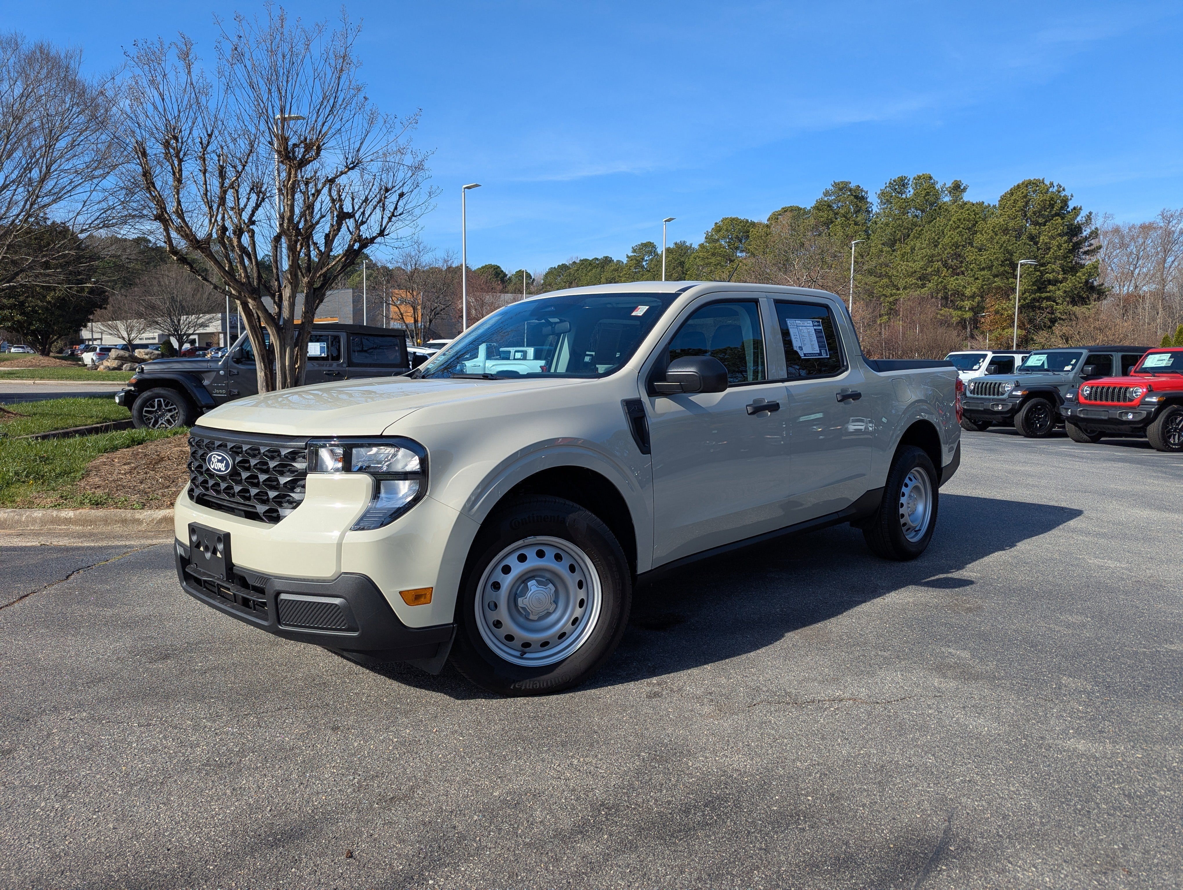 2025 Ford Maverick XL