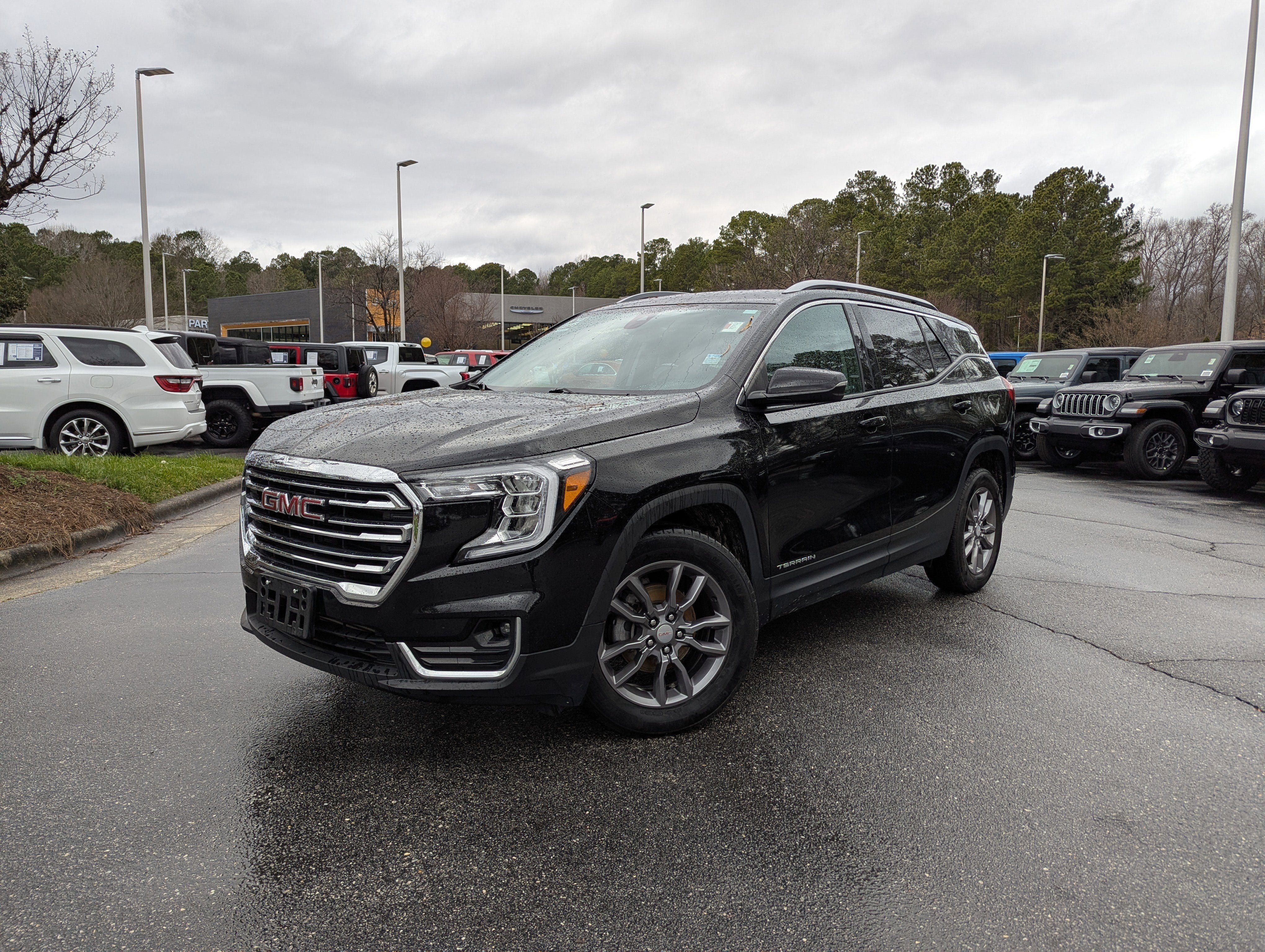 2023 GMC Terrain SLT