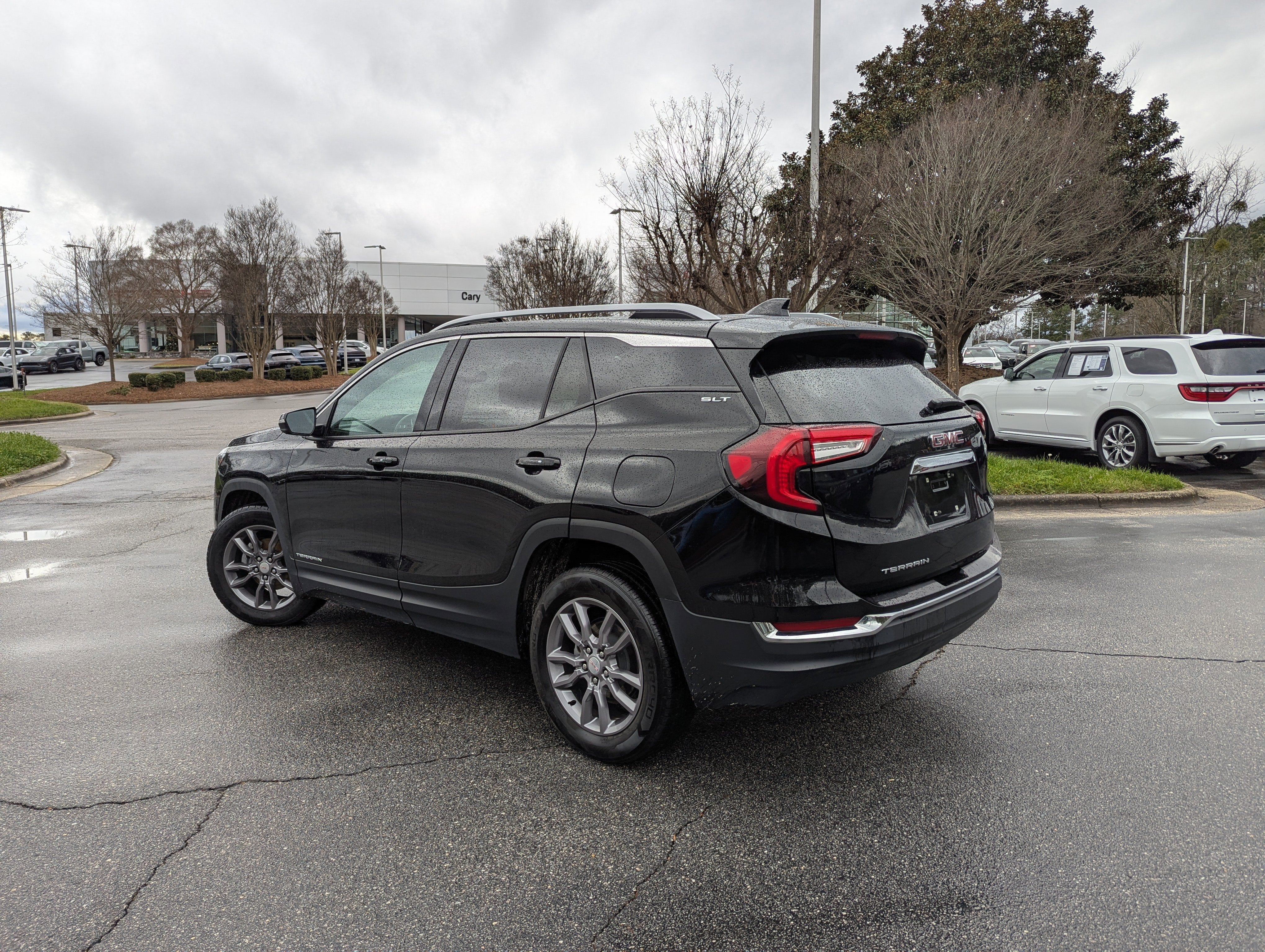 2023 GMC Terrain SLT