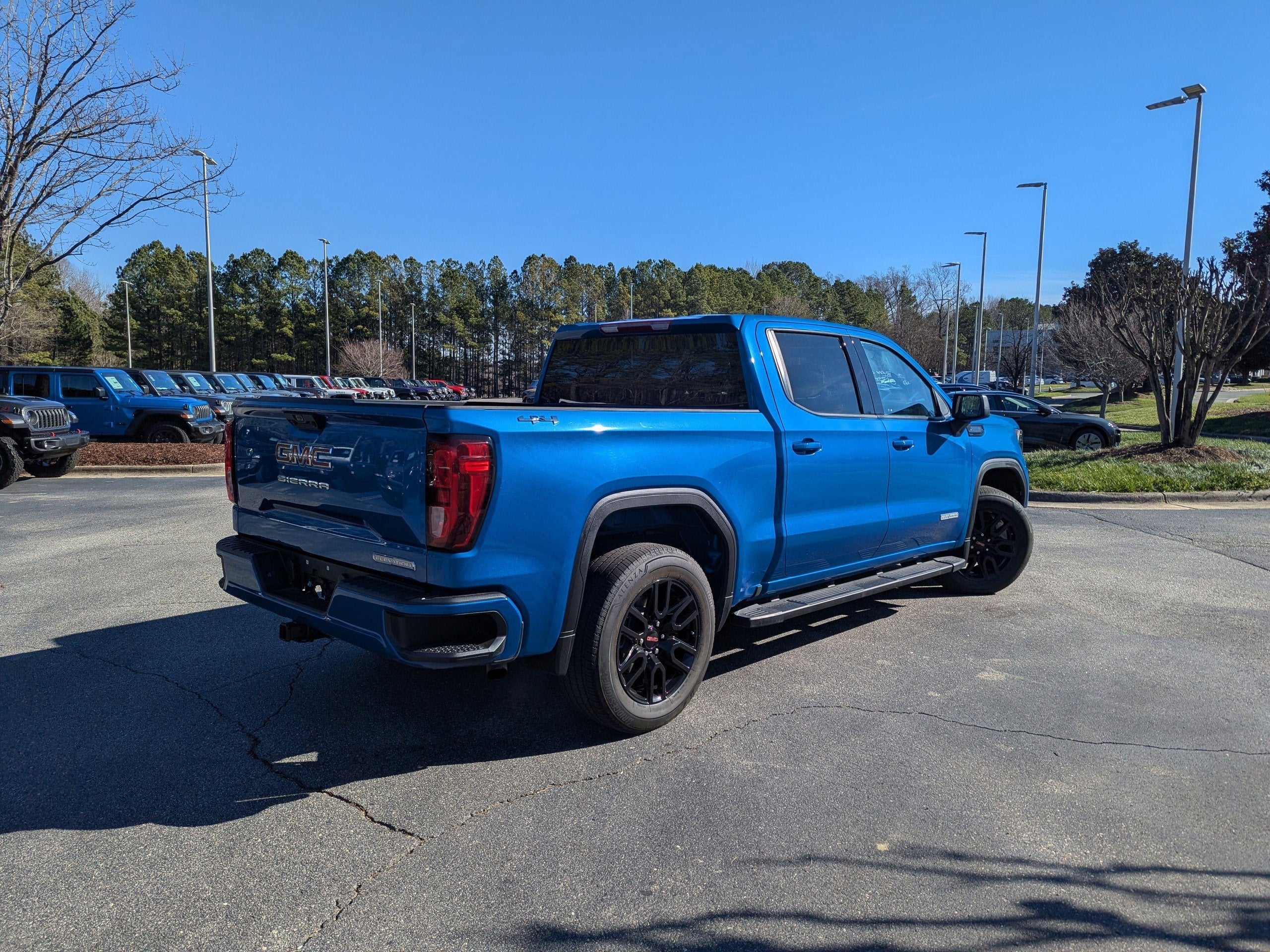 2023 GMC Sierra 1500 Elevation