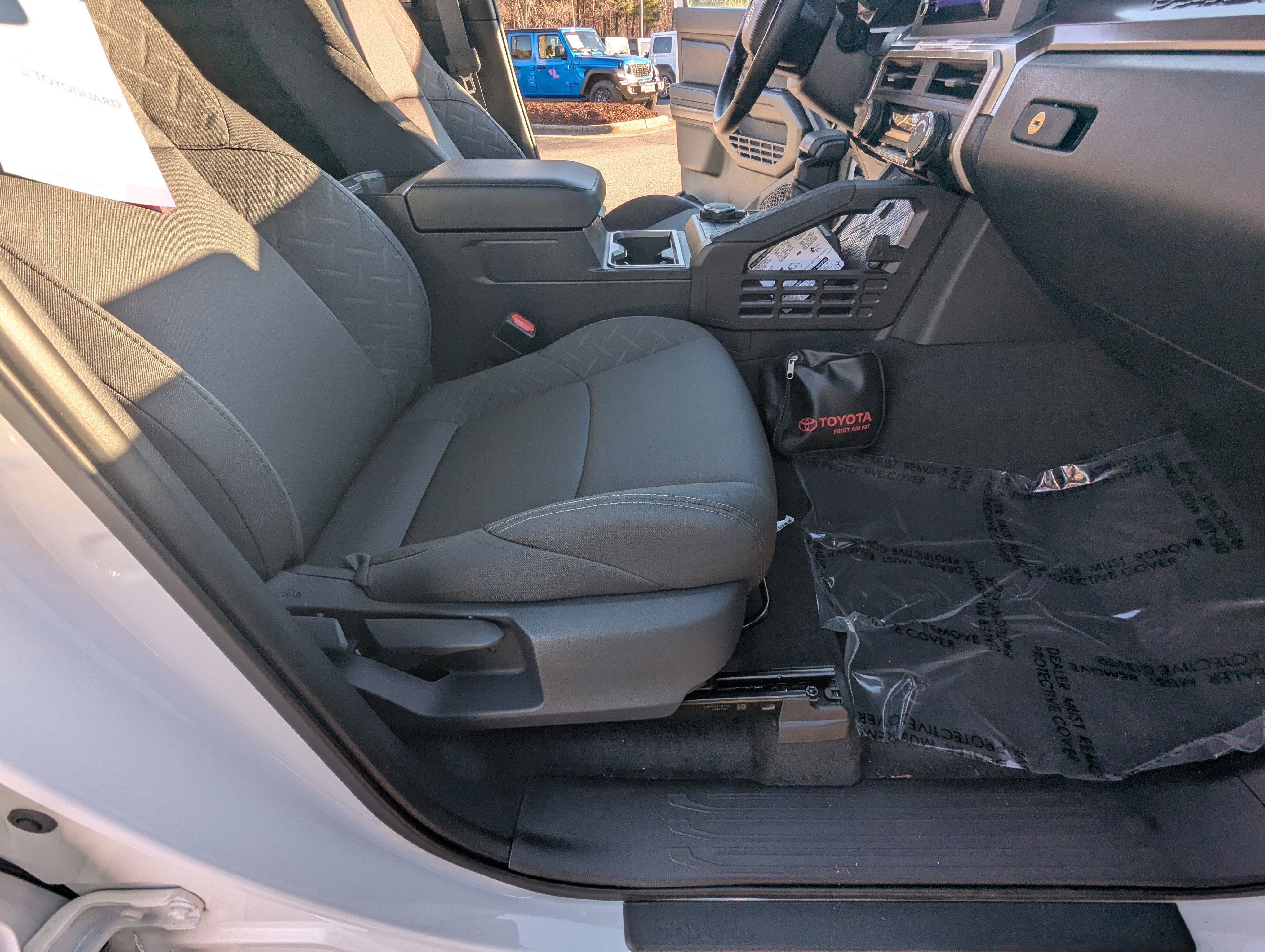 2025 Toyota Tacoma 4WD SR5