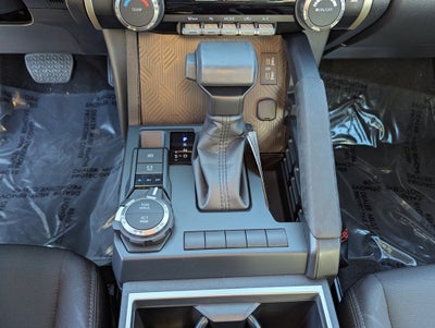 2025 Toyota Tacoma 4WD SR5