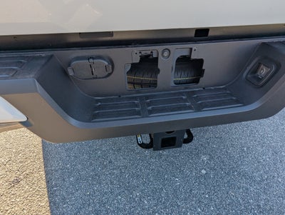 2025 Toyota Tacoma 4WD SR5