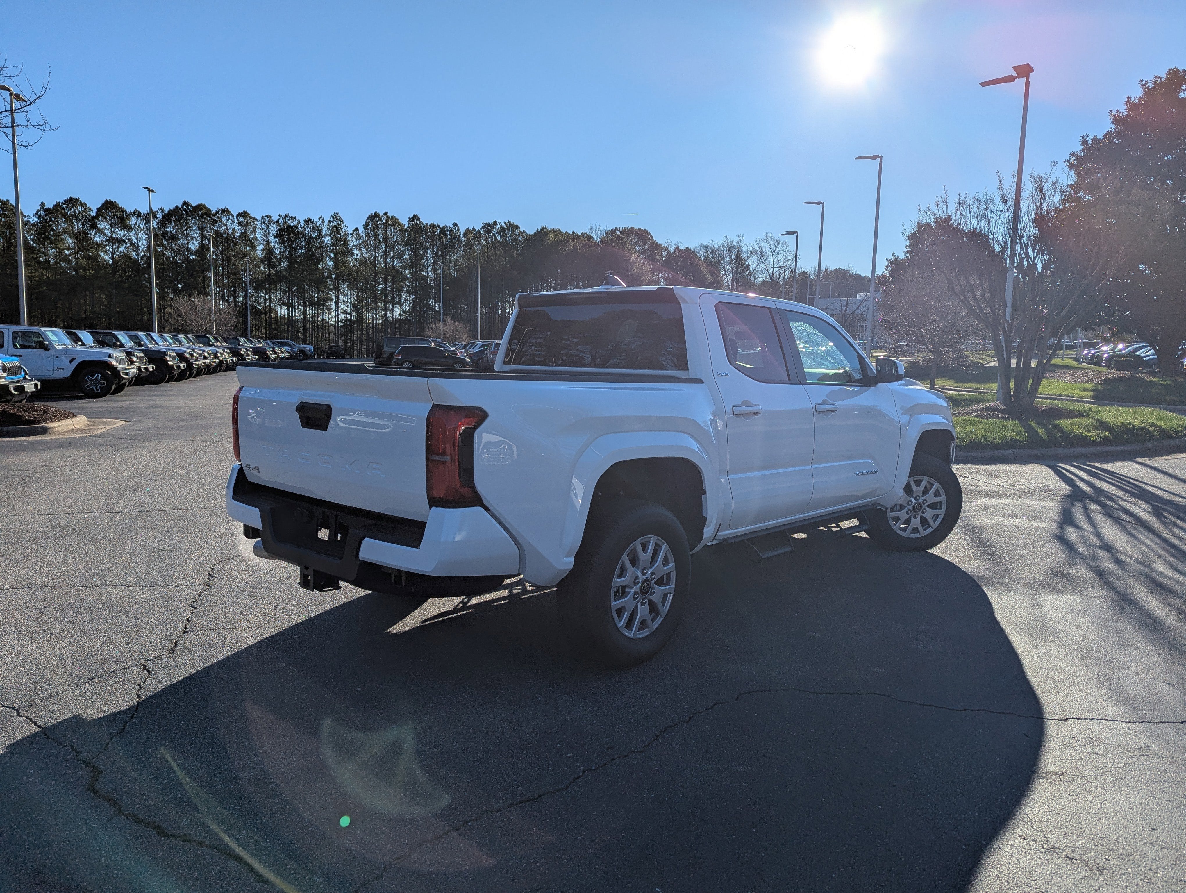 2025 Toyota Tacoma 4WD SR5
