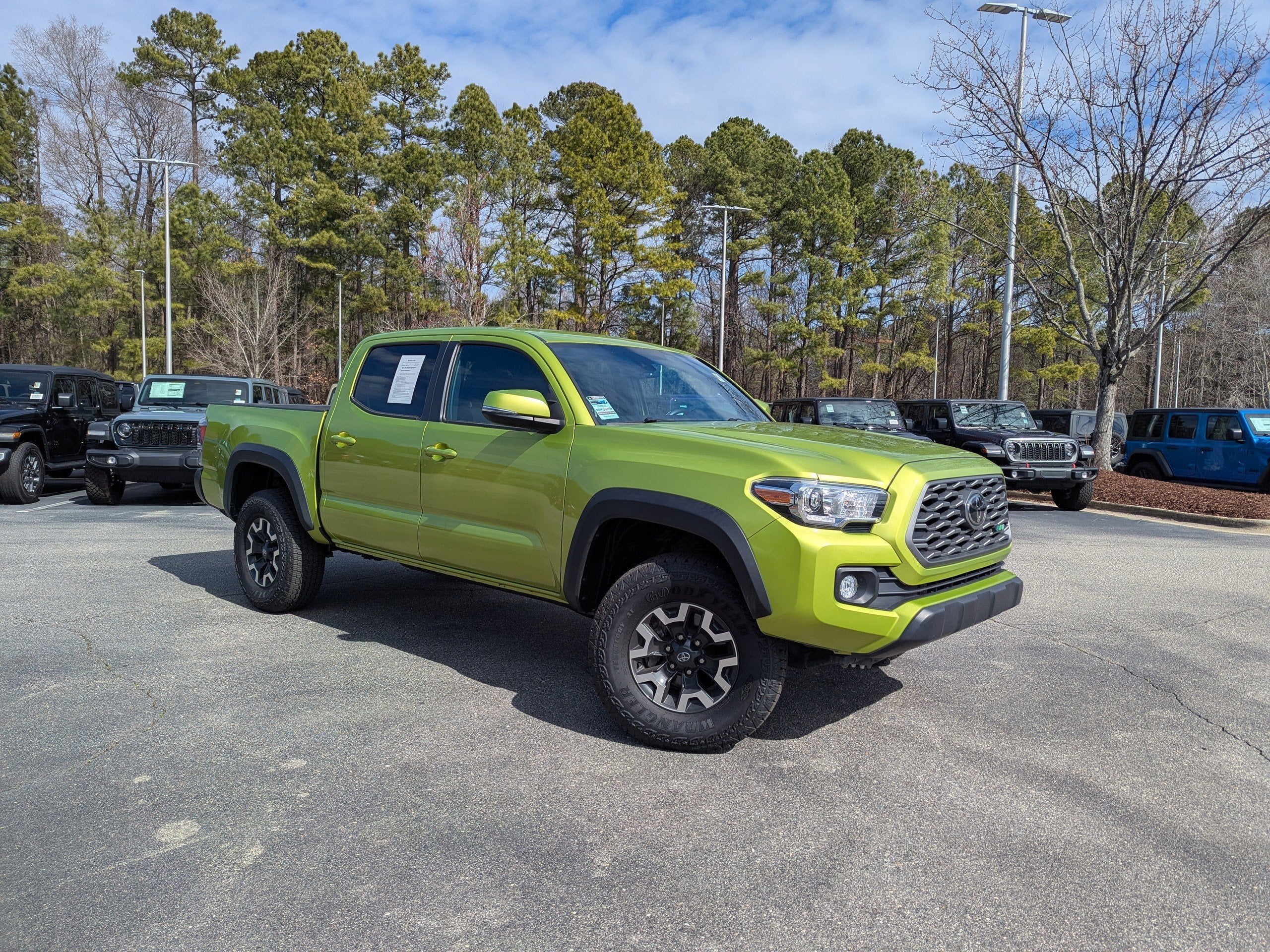 2023 Toyota Tacoma 4WD TRD Off Road
