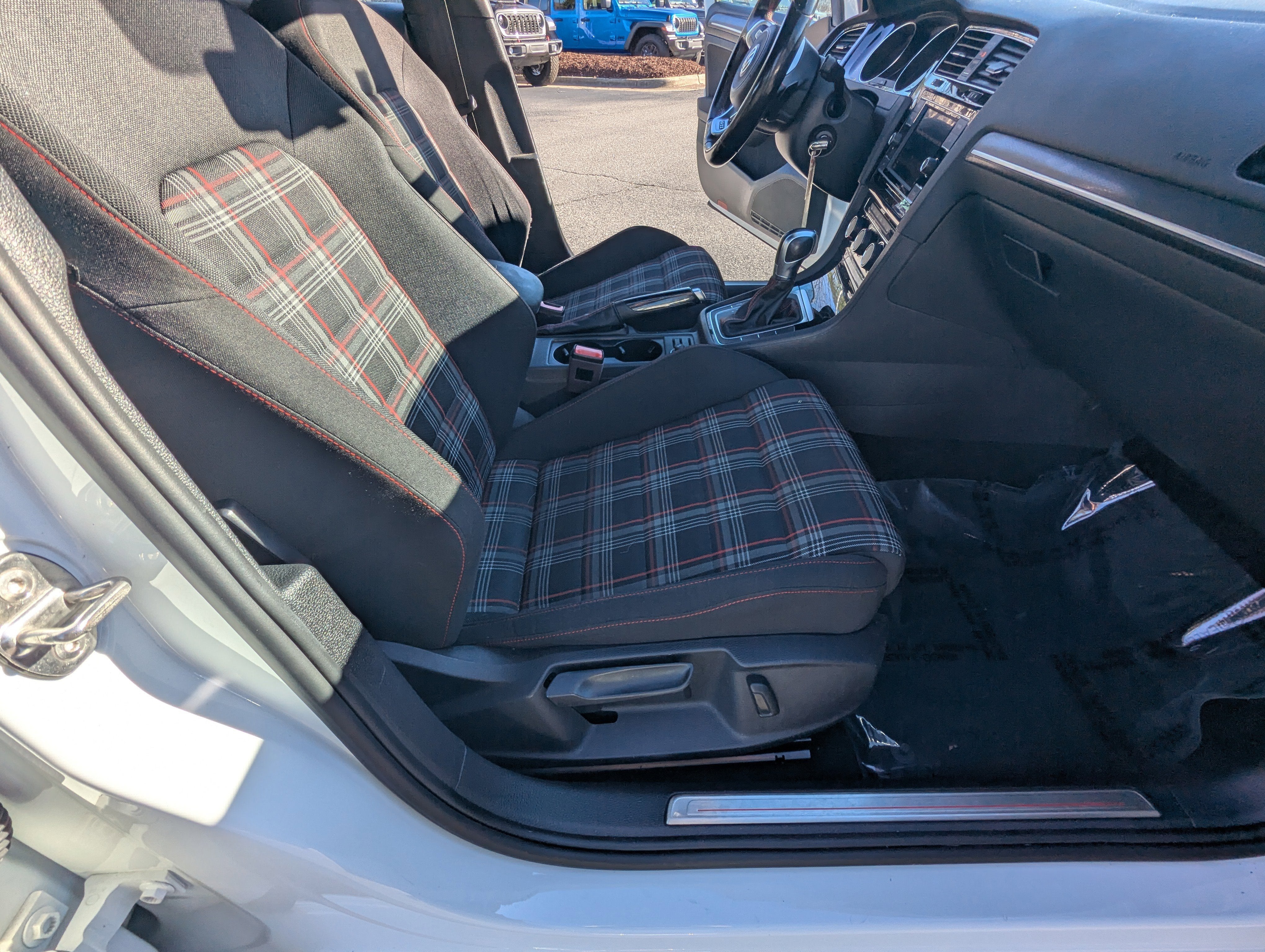 2018 Volkswagen Golf GTI S